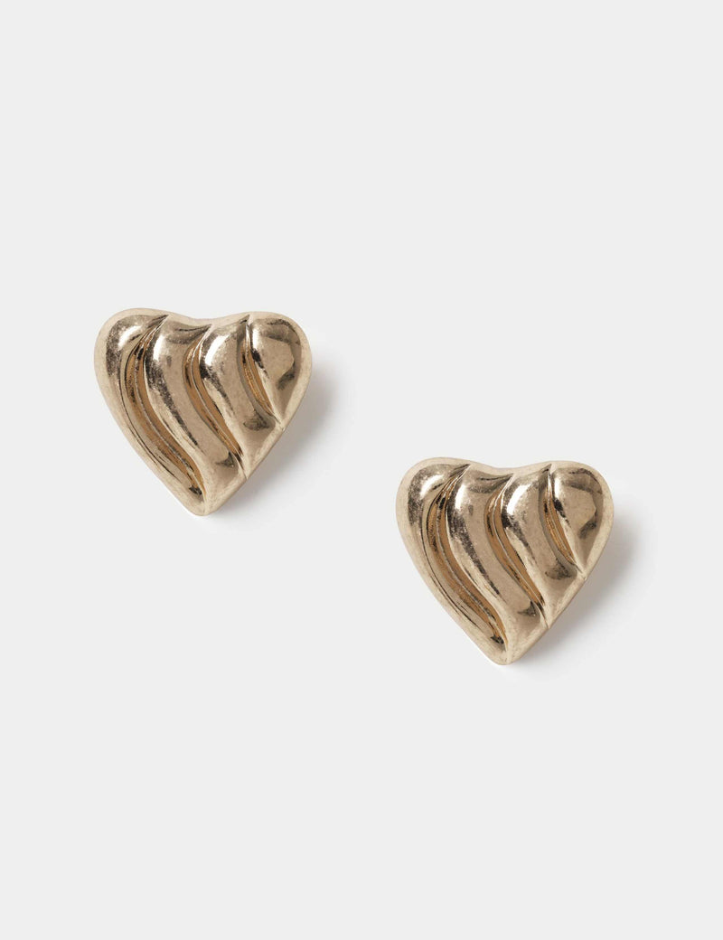 Textured heart stud earrings in zinc alloy, UK version