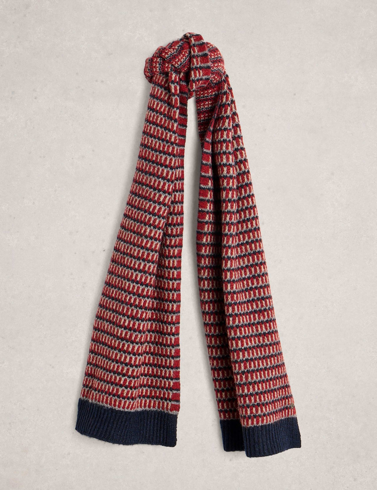 Textured Knitted Scarf with Wool