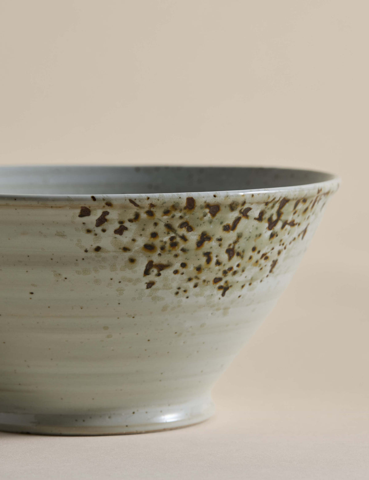 Small ramen bowl textured spin stoneware, imported from the UK
