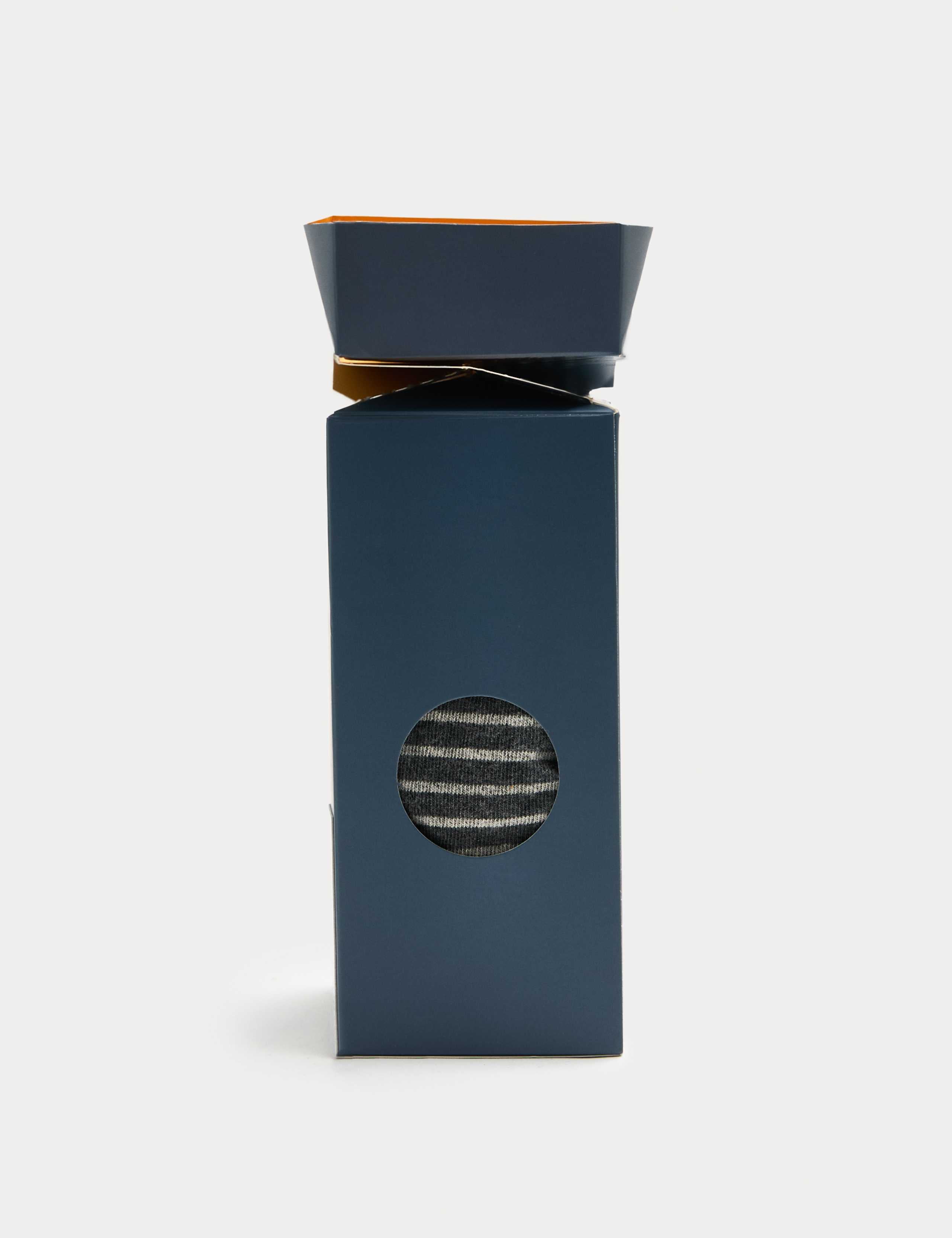 Solutions for Men Energise body spray and socks duo - British product