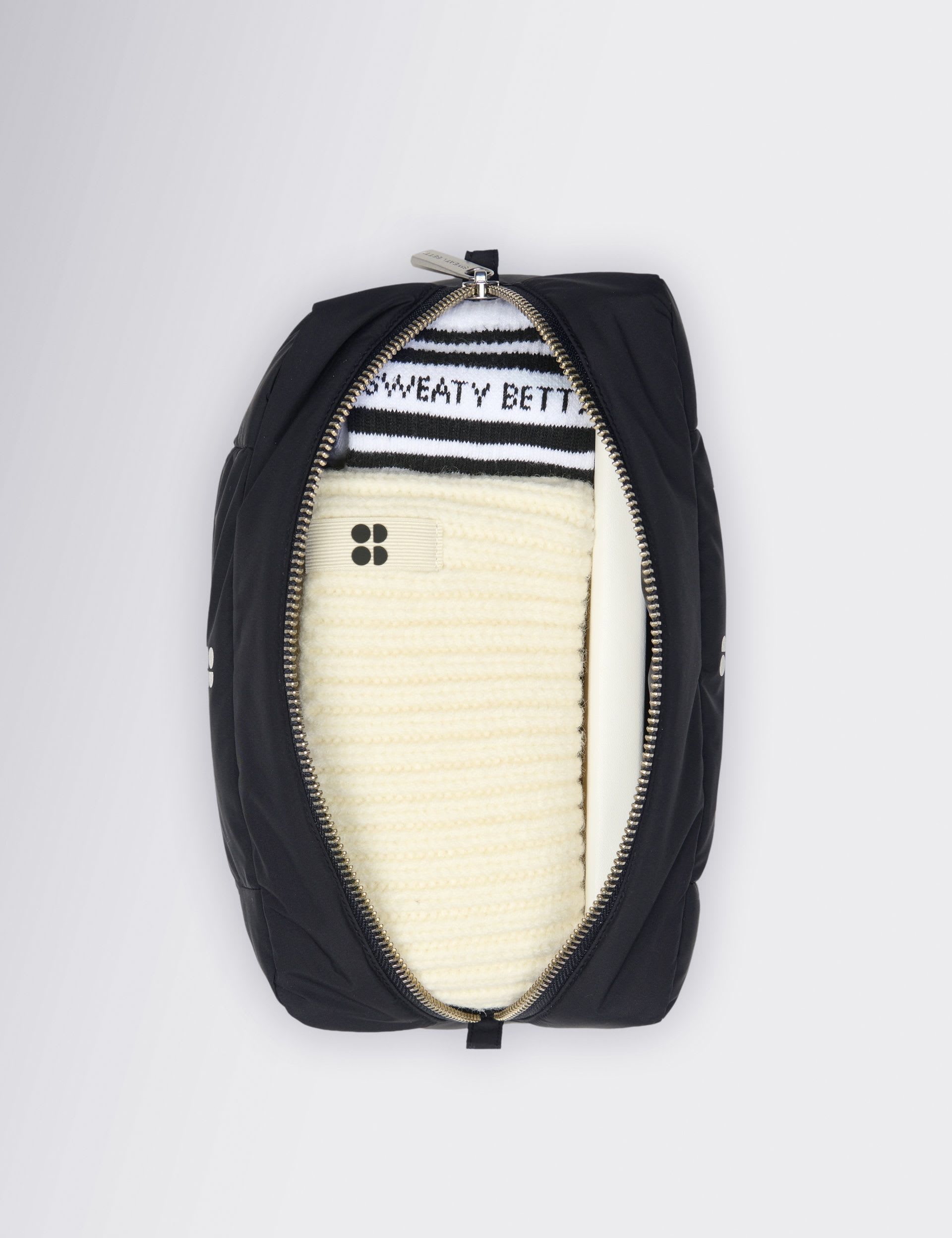 Sweaty Betty Nimbus Roam padded cross body bag - British product