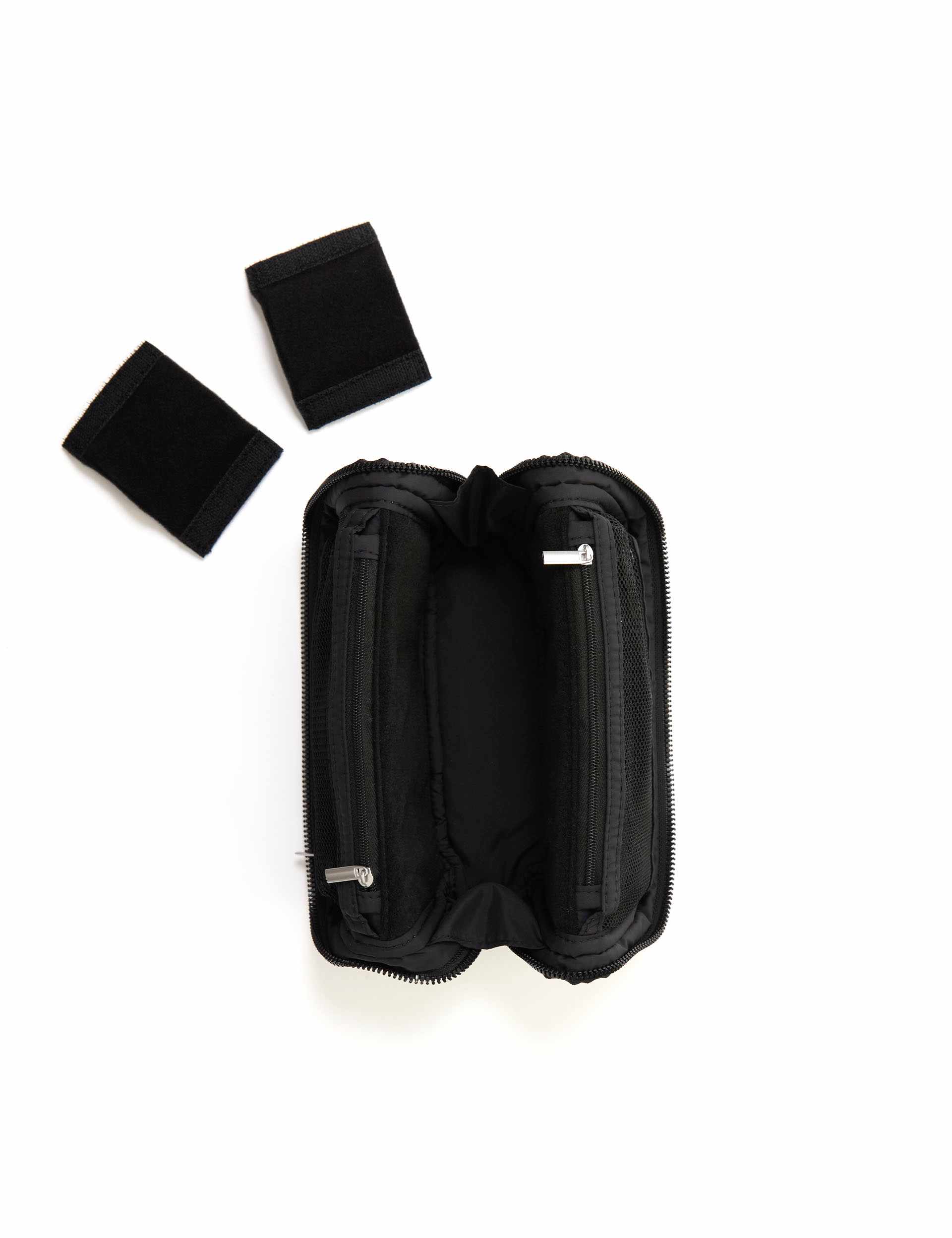 The Flat Lay Co Showcase Small makeup bag (British brand)
