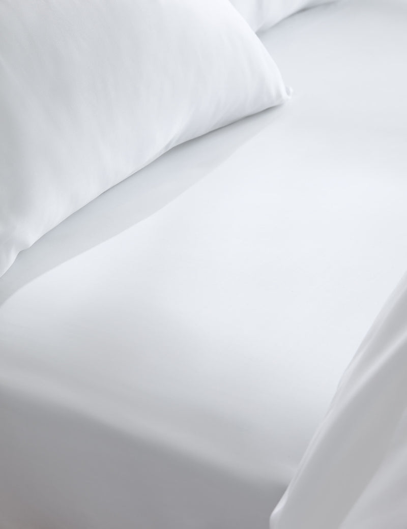 Multi-Depth Fitted Sheet in lyocell, imported from the UK