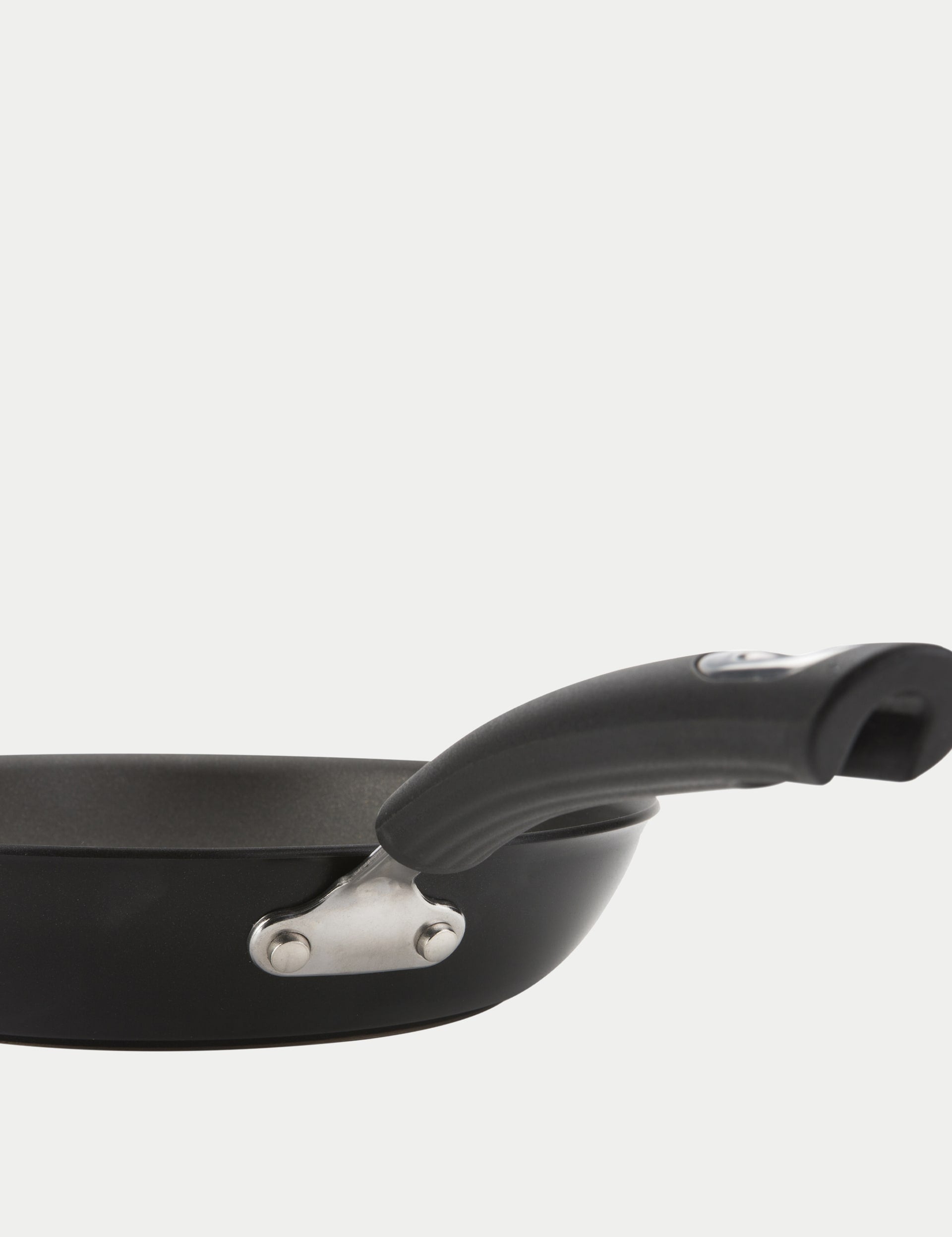 Total non-stick frying pan 22cm - British product