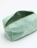 Towelling cosmetic bag with jacquard chequerboard pattern, UK version