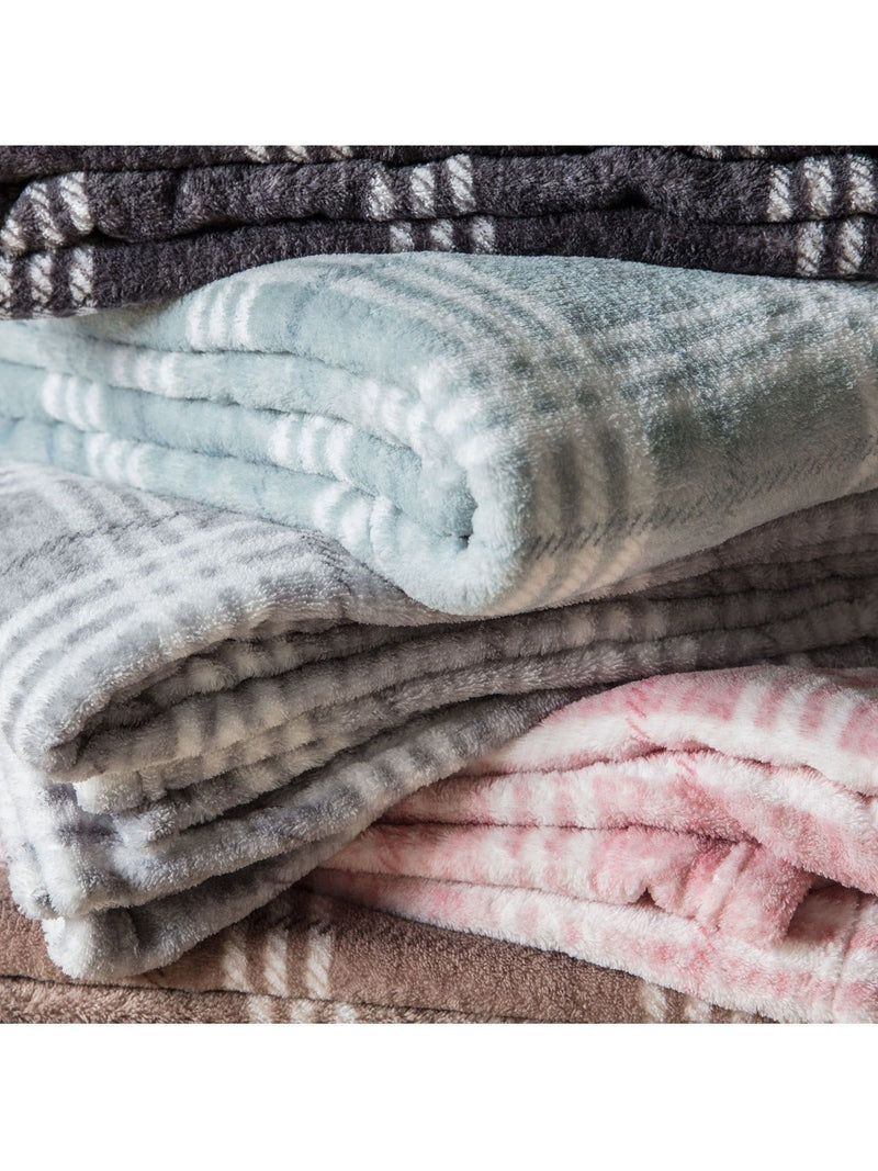 Gallery Home grey teddy checked fleece throw, UK version