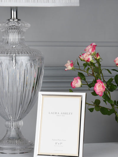 إطار صور Laura Ashley Silver Neyland مطلي بالفضة Next - اشترِ عبر الإنترنت من McGrocer
