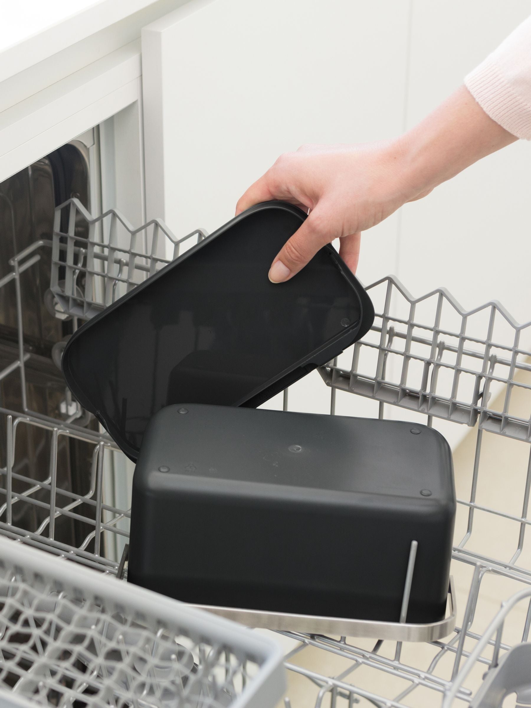 Brabantia grey 1.8L food waste caddy, UK version
