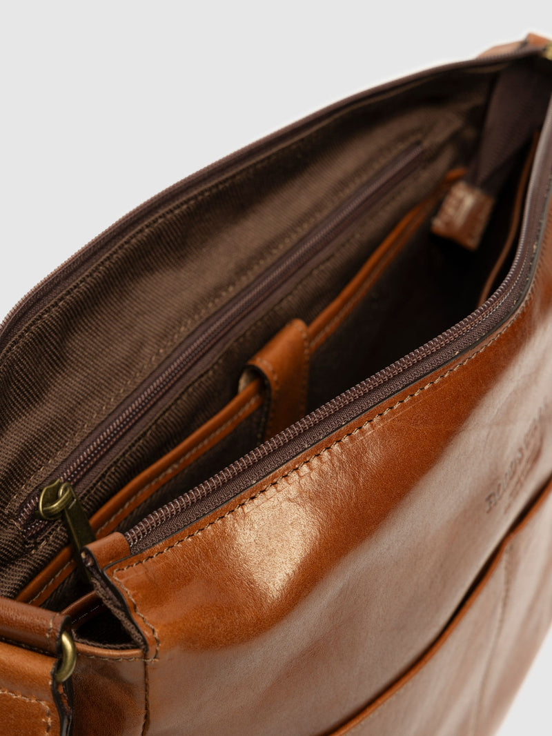 Rodd & Gunn brown Cambridge Messenger Satchel bag, UK version