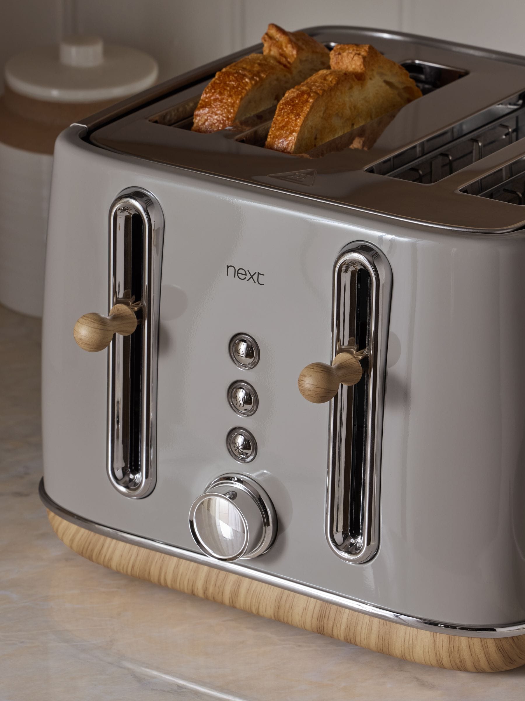 Dove Grey Malvern four-slice toaster - British product