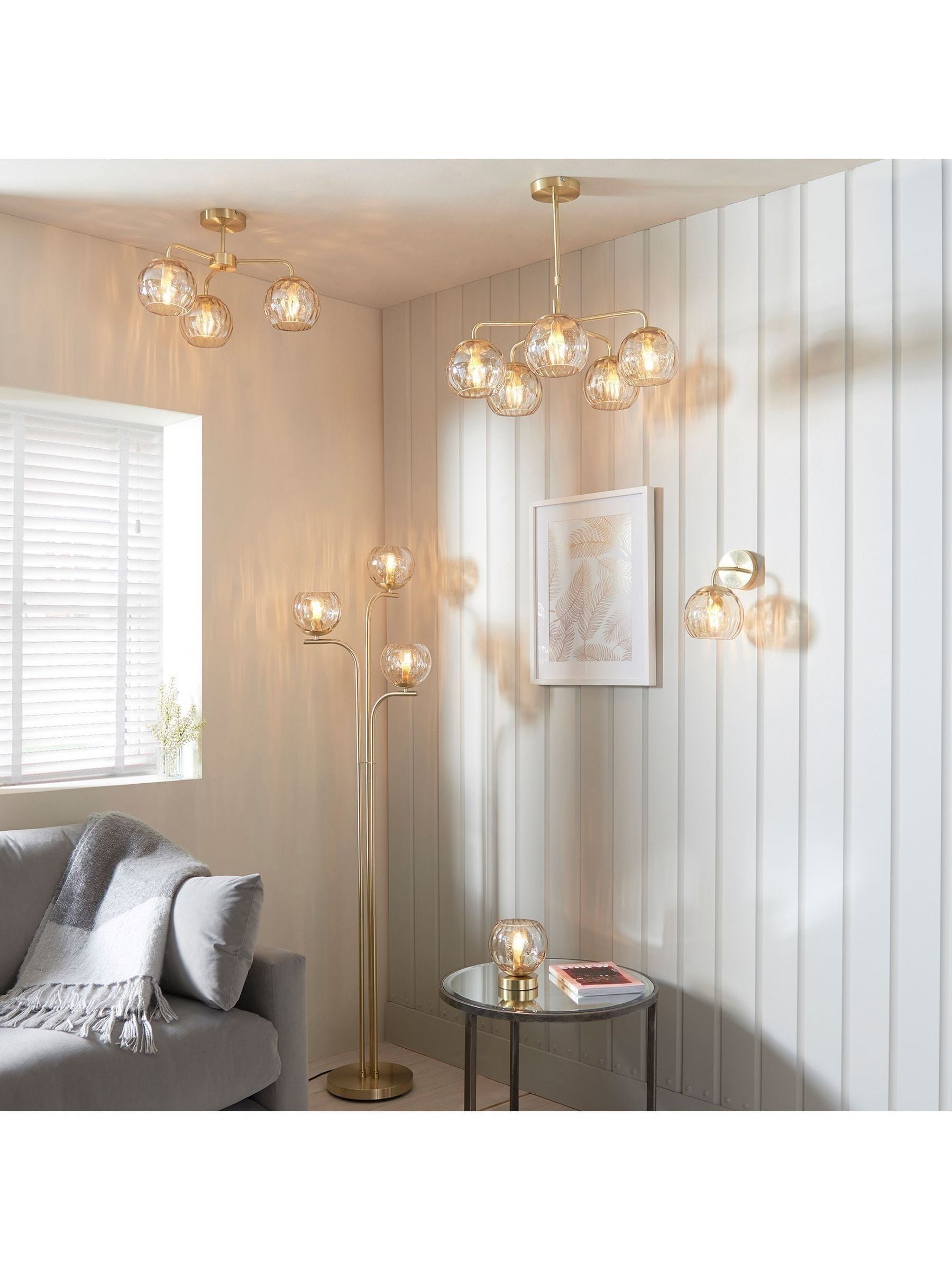 Gallery Home Dilan 3-light flush ceiling light brushed brass (British brand)