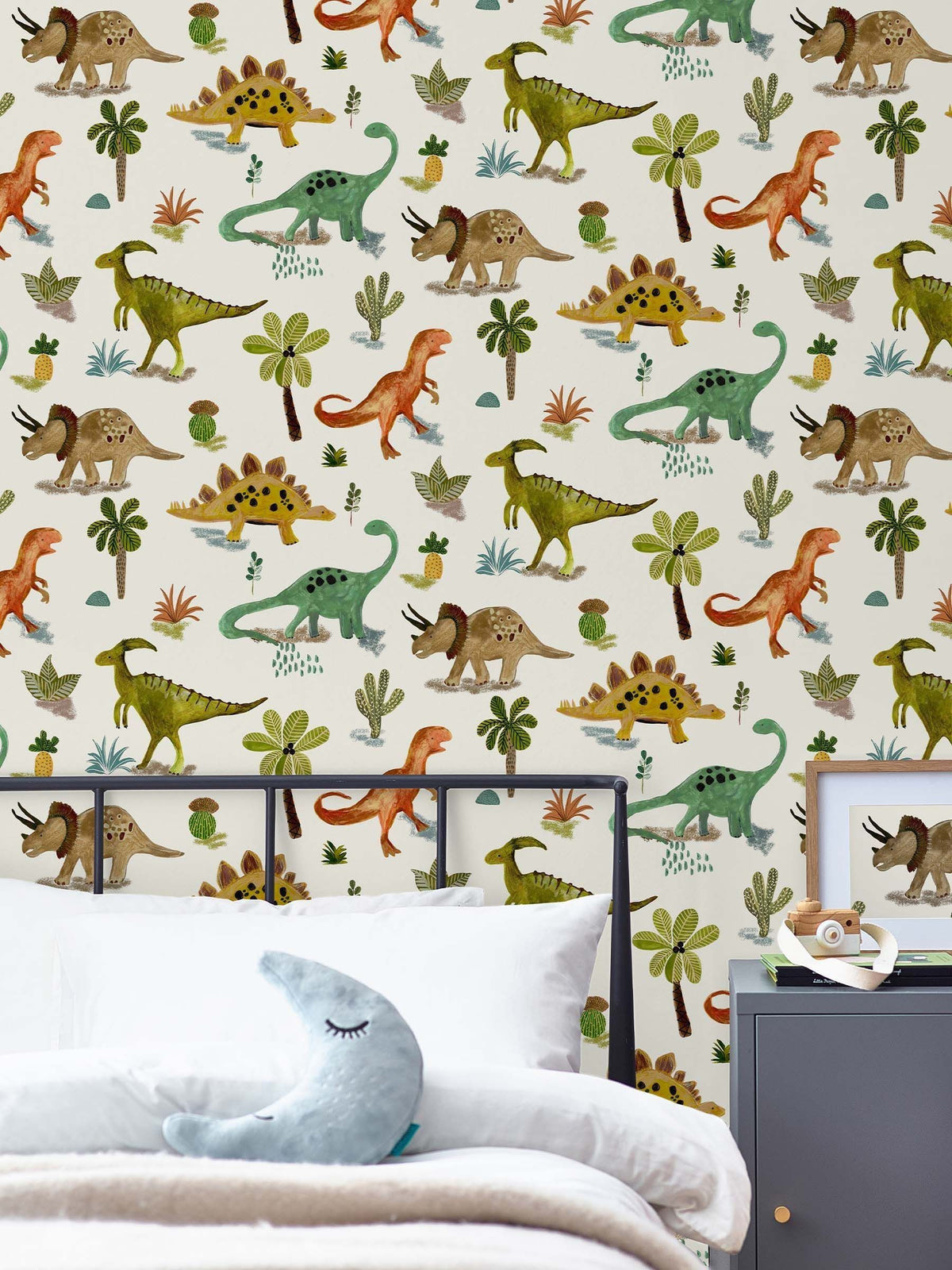 Dinosaur wallpaper sample A4, UK version