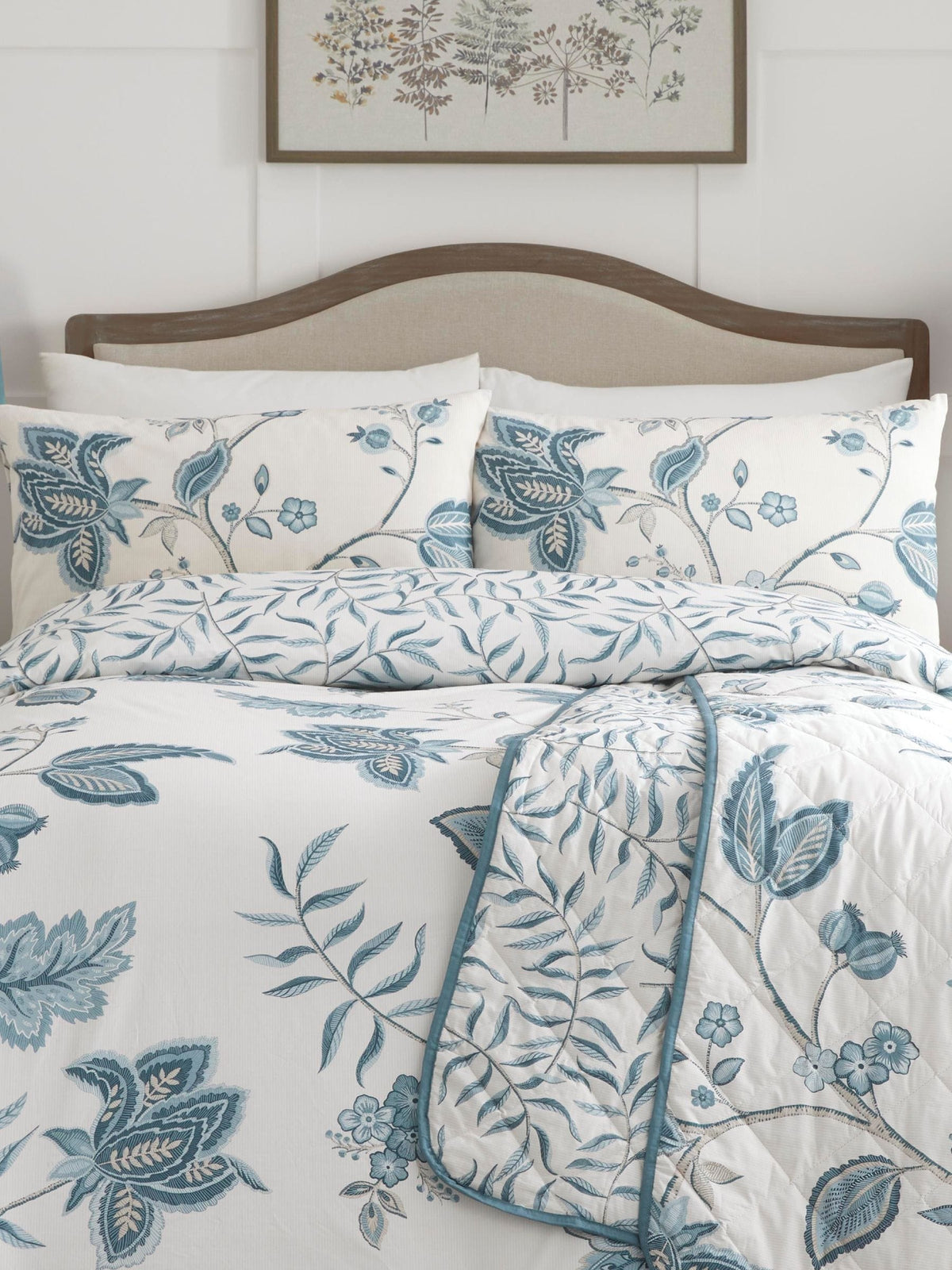 Dreams & Drapes Green Samira duvet cover and pillowcase set - British product