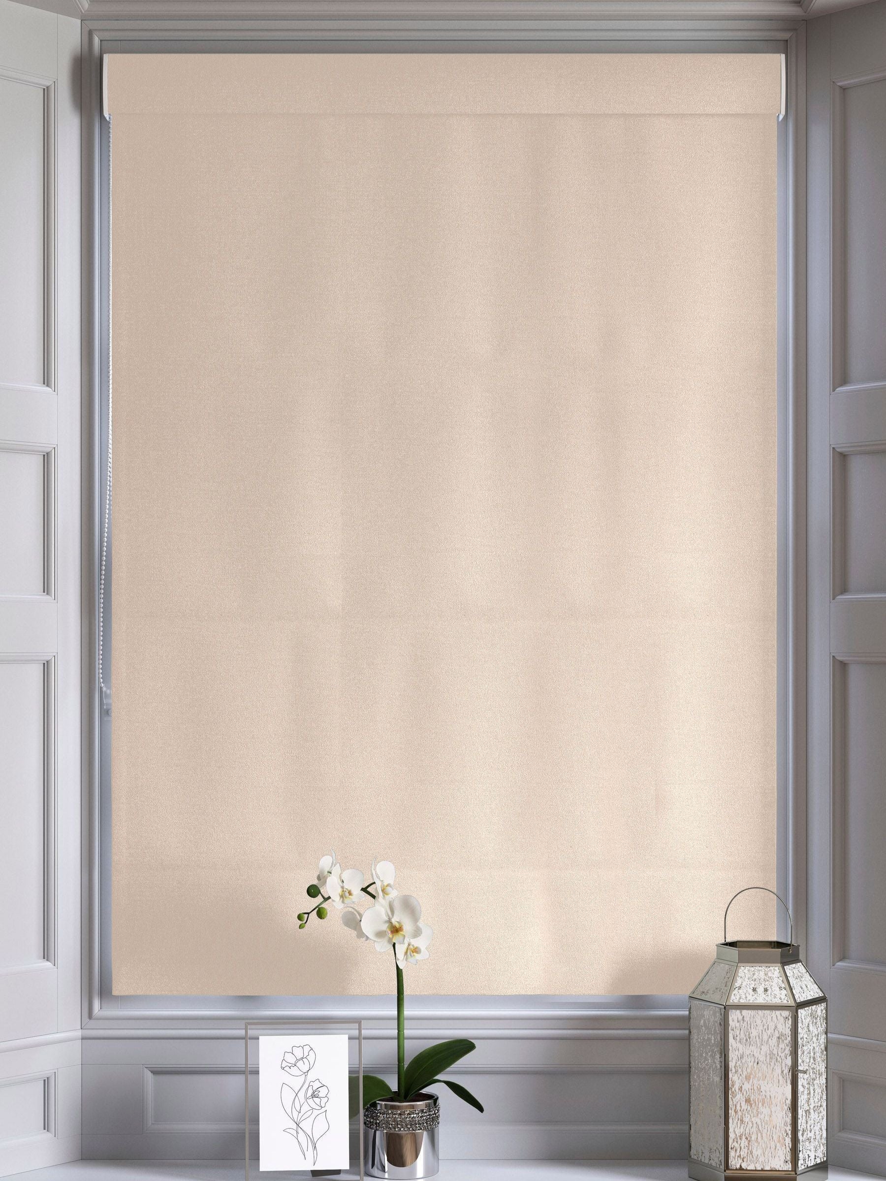 Montero roman blind vanilla cream made to measure, UK version