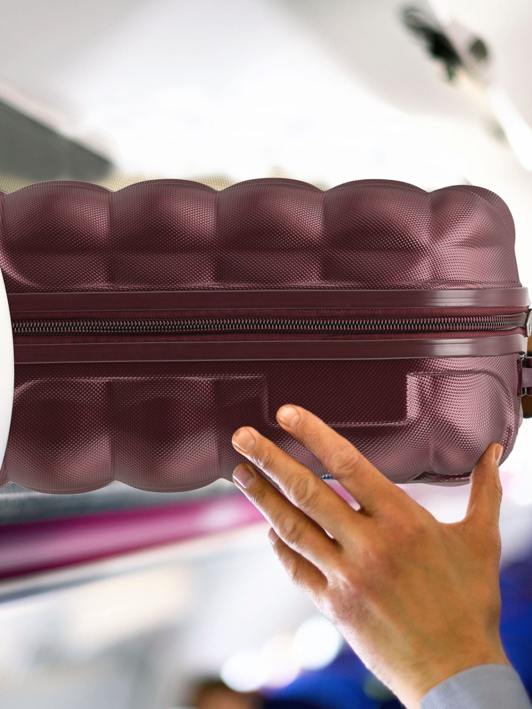 Flight Knight Burgundy Large Large Hardcase Printed Lightweight Check-In Suitcase with 4 Wheels