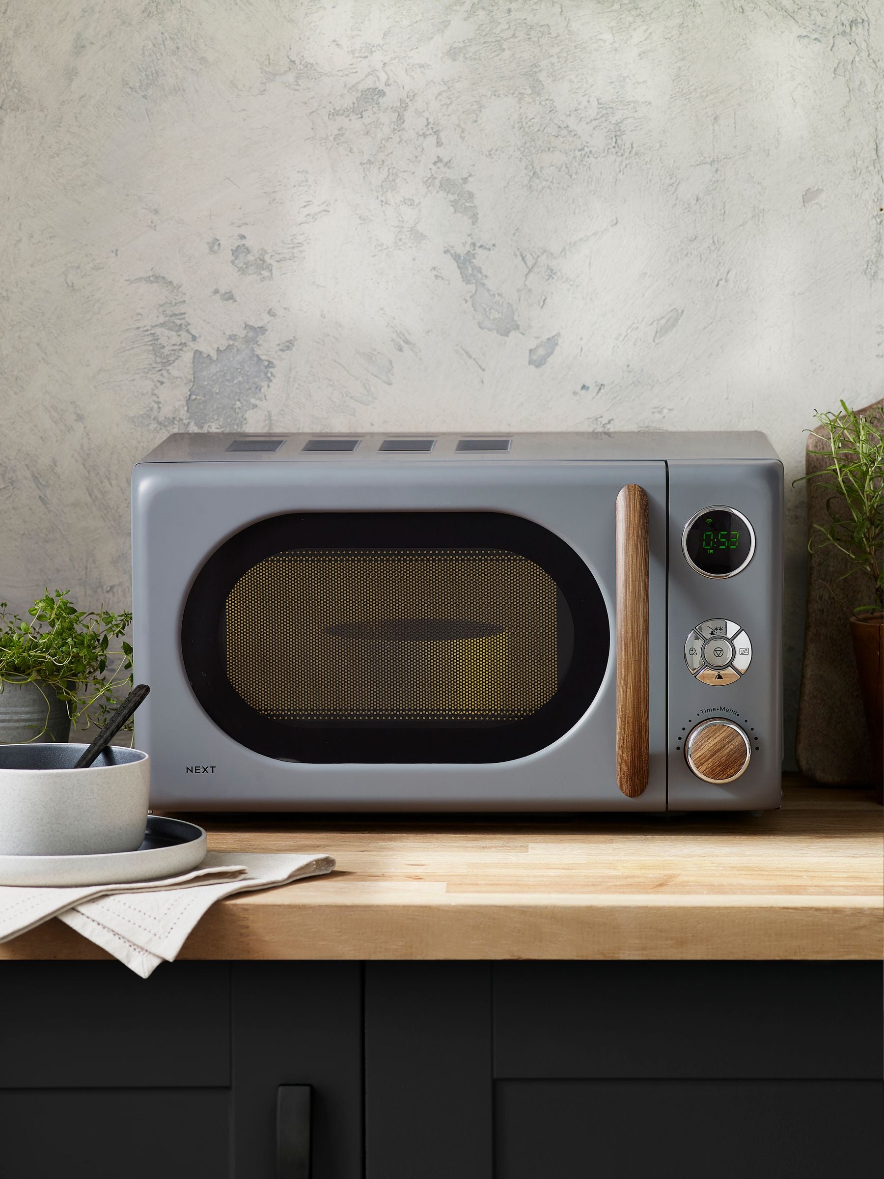 Bronx Black Microwave Oven 20L