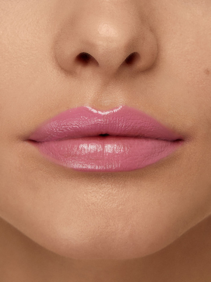Ultimate Satin Lipstick in posy pink (British brand)