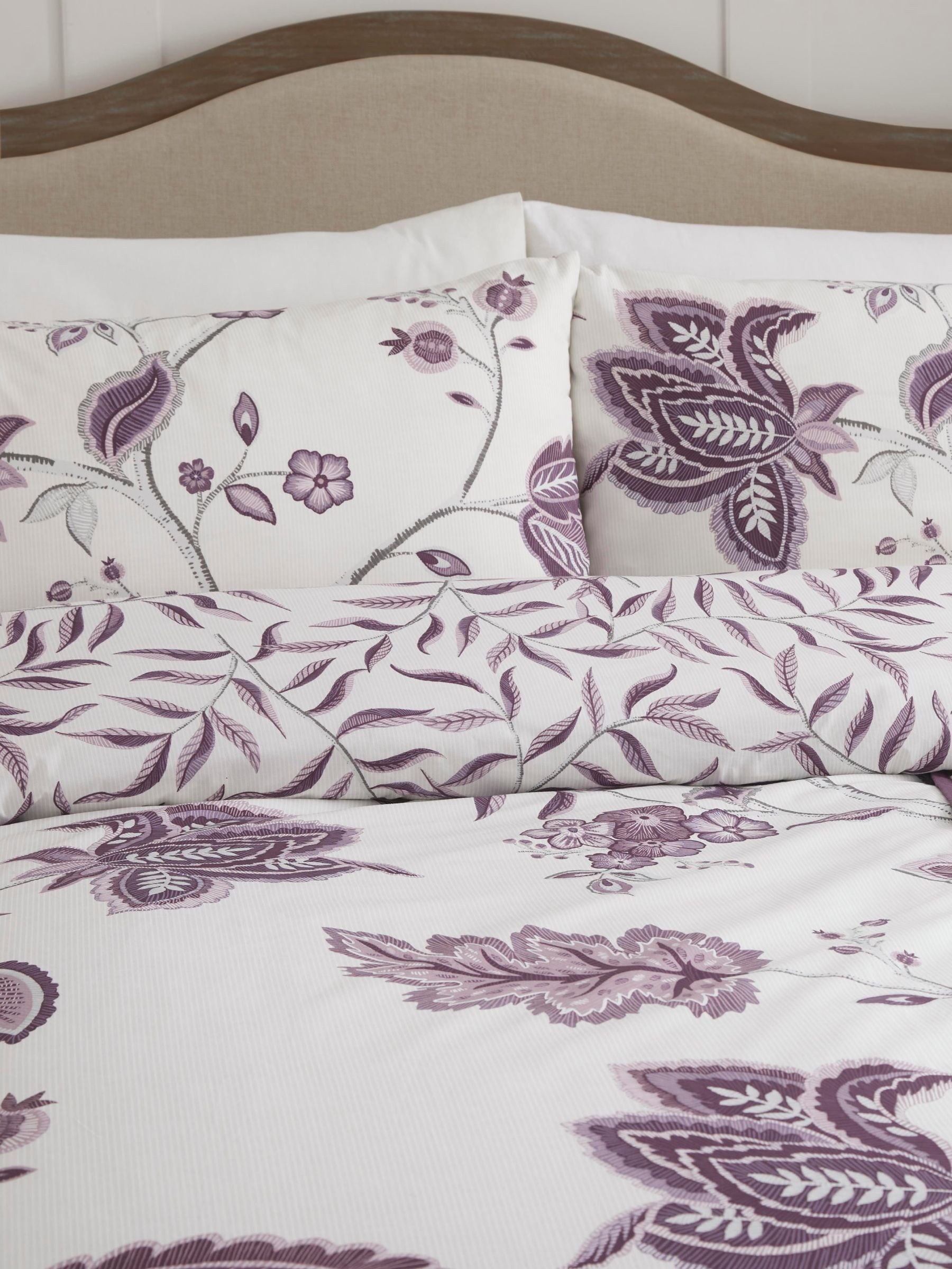 Dreams & Drapes Purple Samira Duvet Cover and Pillowcase Set