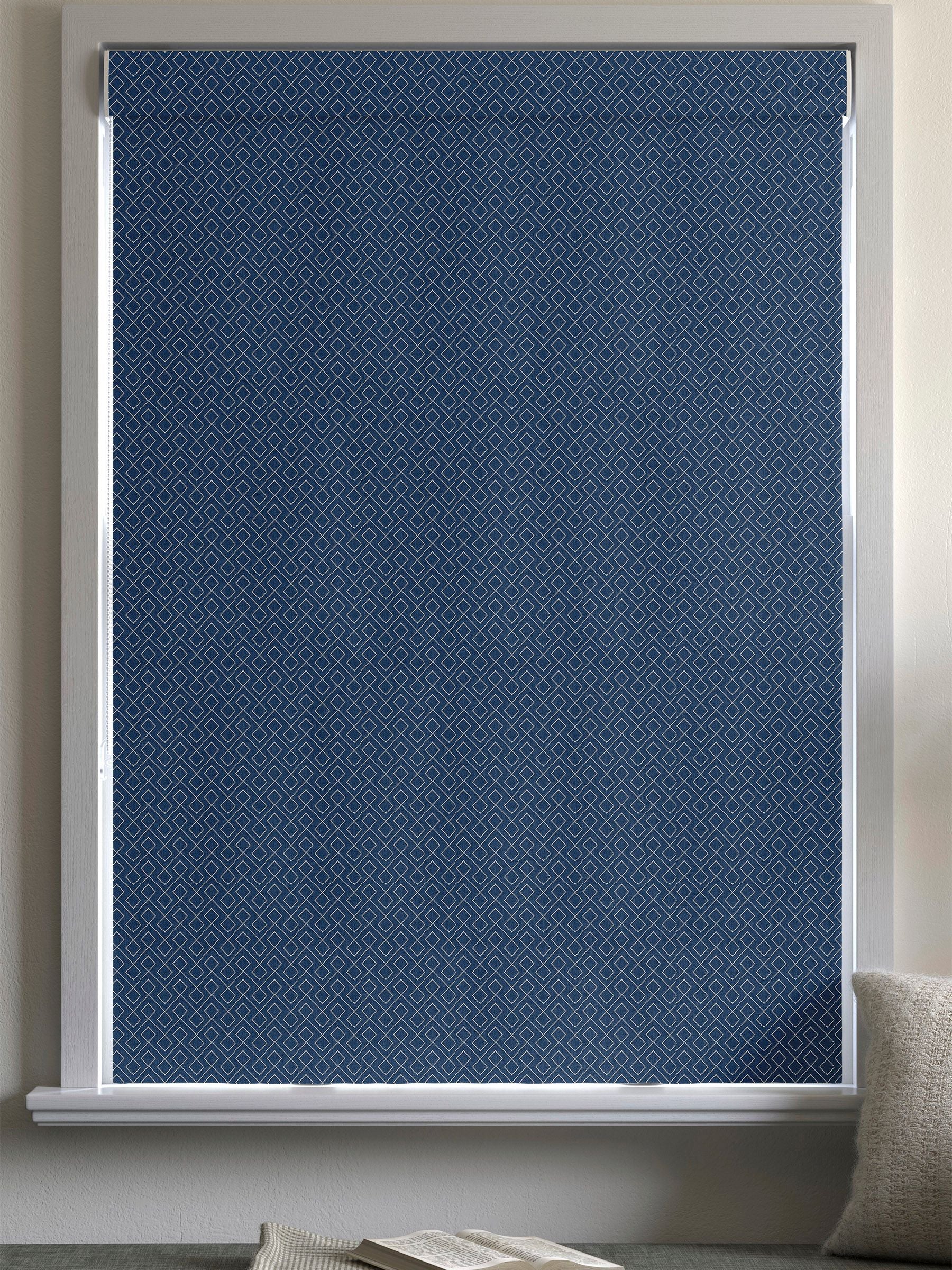 Vitraux Romaine Bleue Sicile avec motif losange - Produit britannique