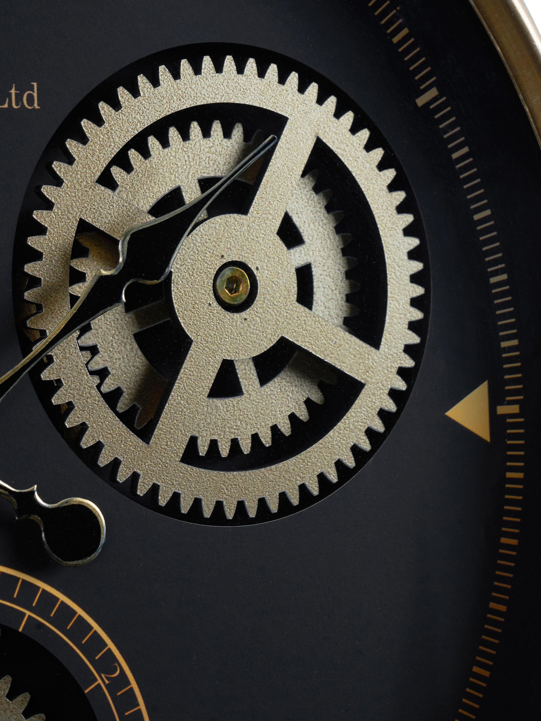 Black champagne gold metal cogs wall clock 50cm, imported from the UK