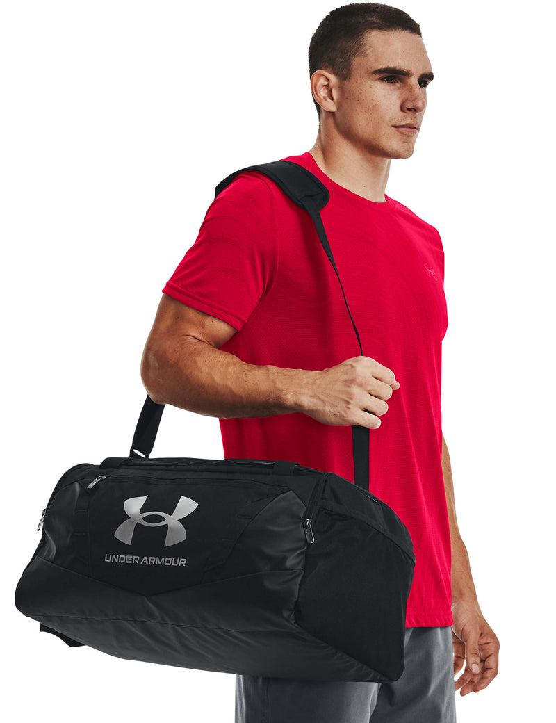 Under Armour Undeniable 5.0 sports bag, imported from the UK