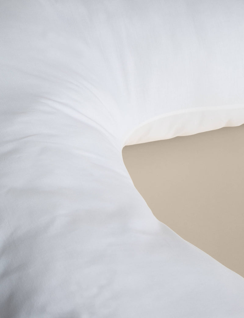 V-Shaped Medium Pillow with Cotton Pillowcase (British brand)