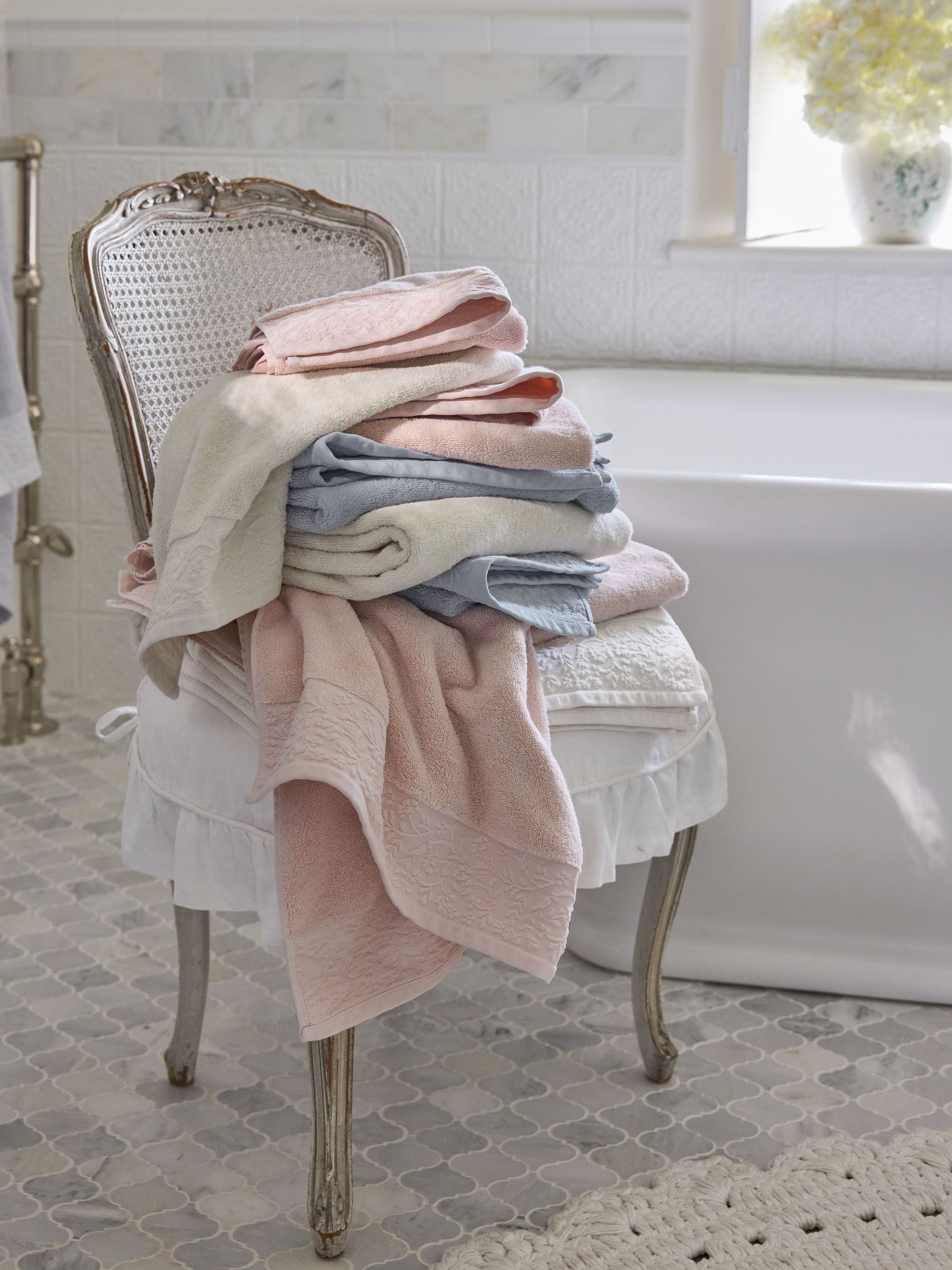 Shabby Chic towel blue floral border (British brand)