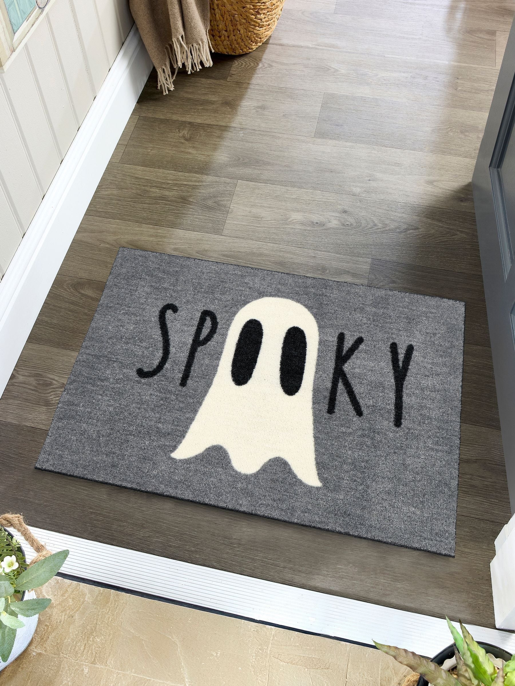 My Mat spooky ghost indoor mat 75x50cm, imported from the UK