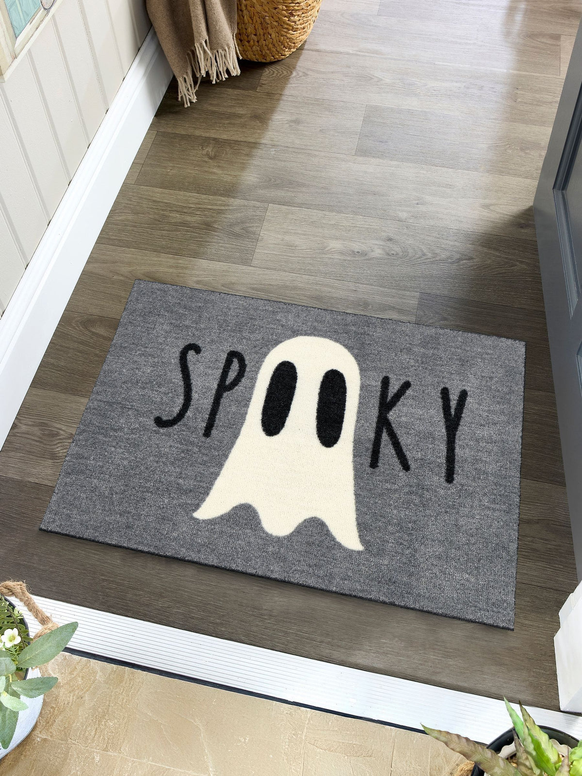 My Mat spooky ghost indoor mat 75x50cm, imported from the UK