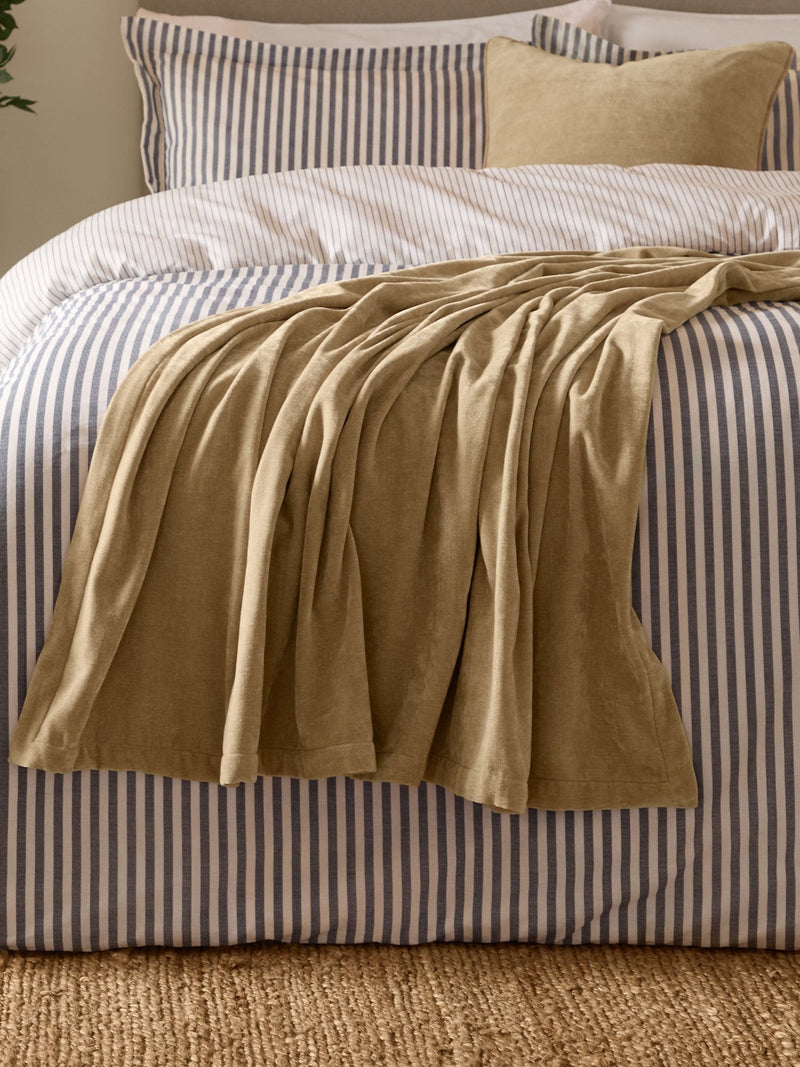 Yard Natural Heavy Chenille Throw