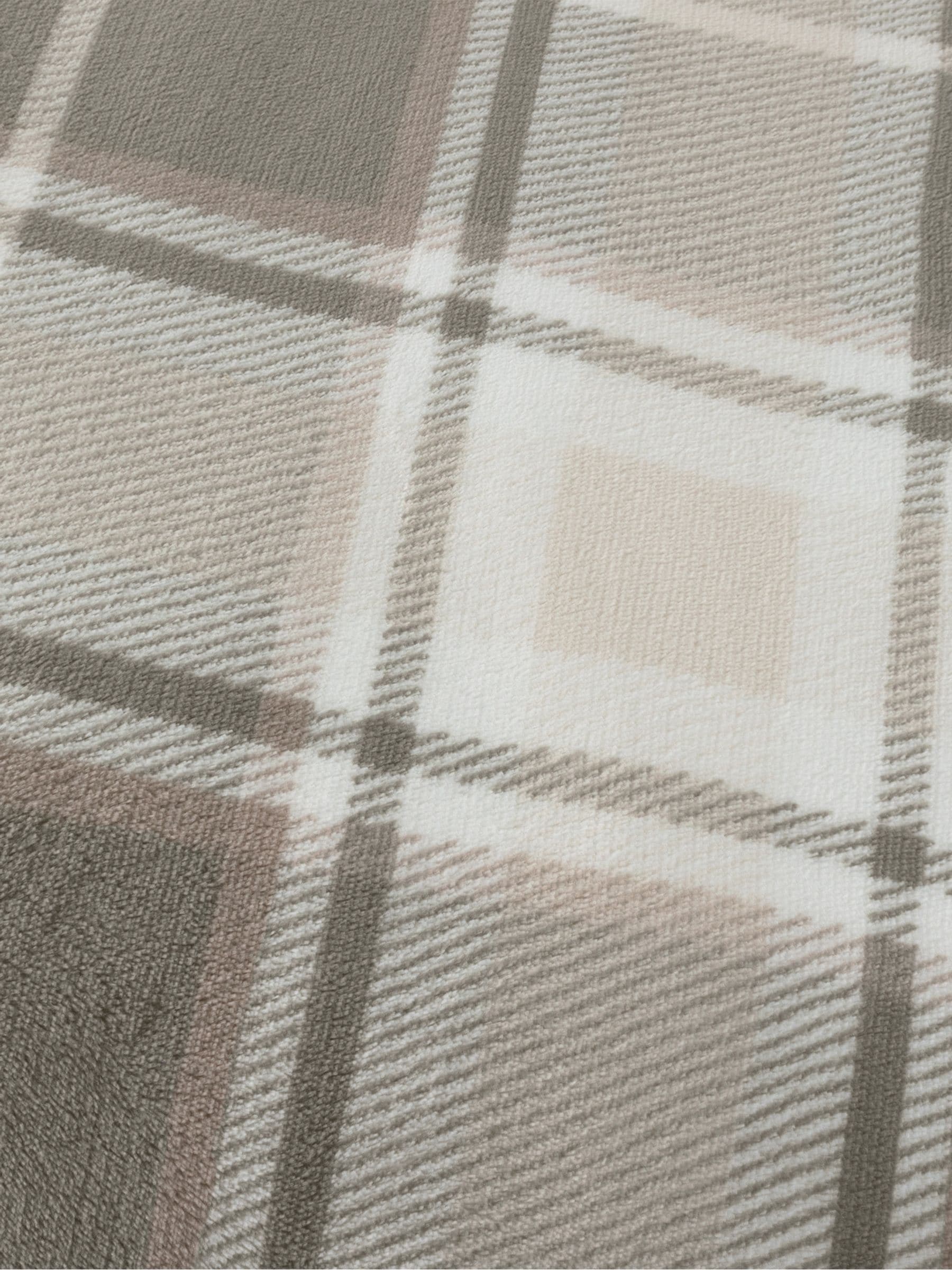 Wylder Grey/Natural Braemar Tartan Fleece Throw (British brand)