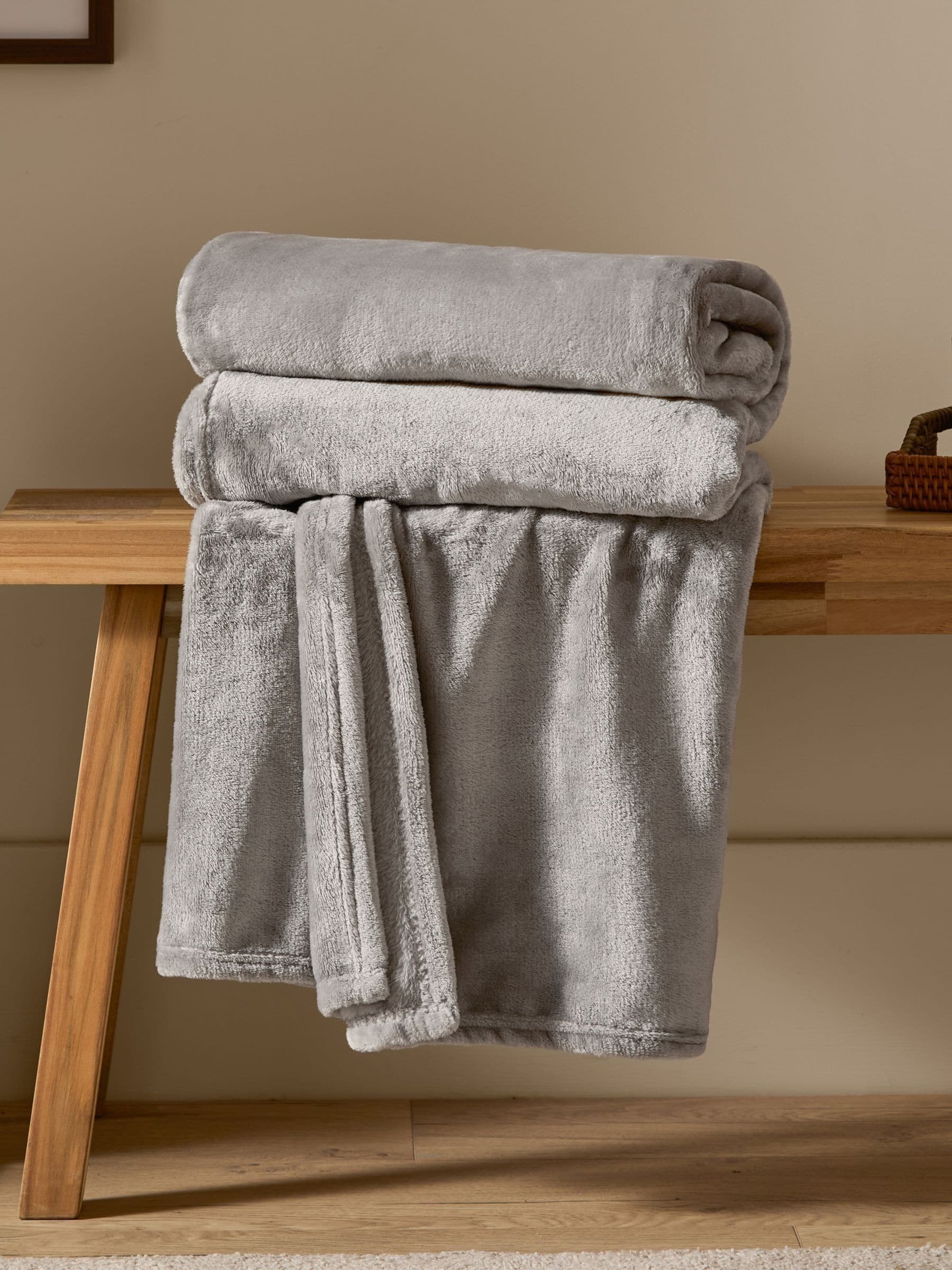 Furn Grey Harrow Fleece Throw