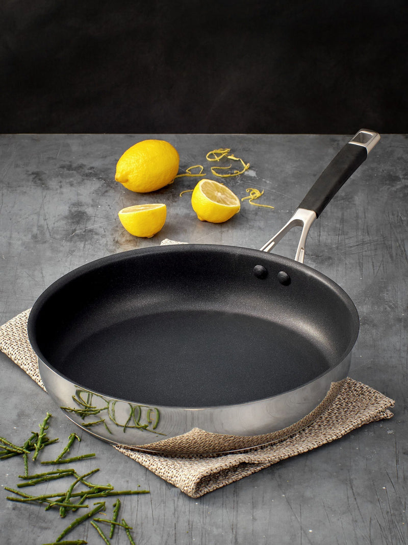 Stellar Silver Flow non-stick frying pan 28cm, UK version