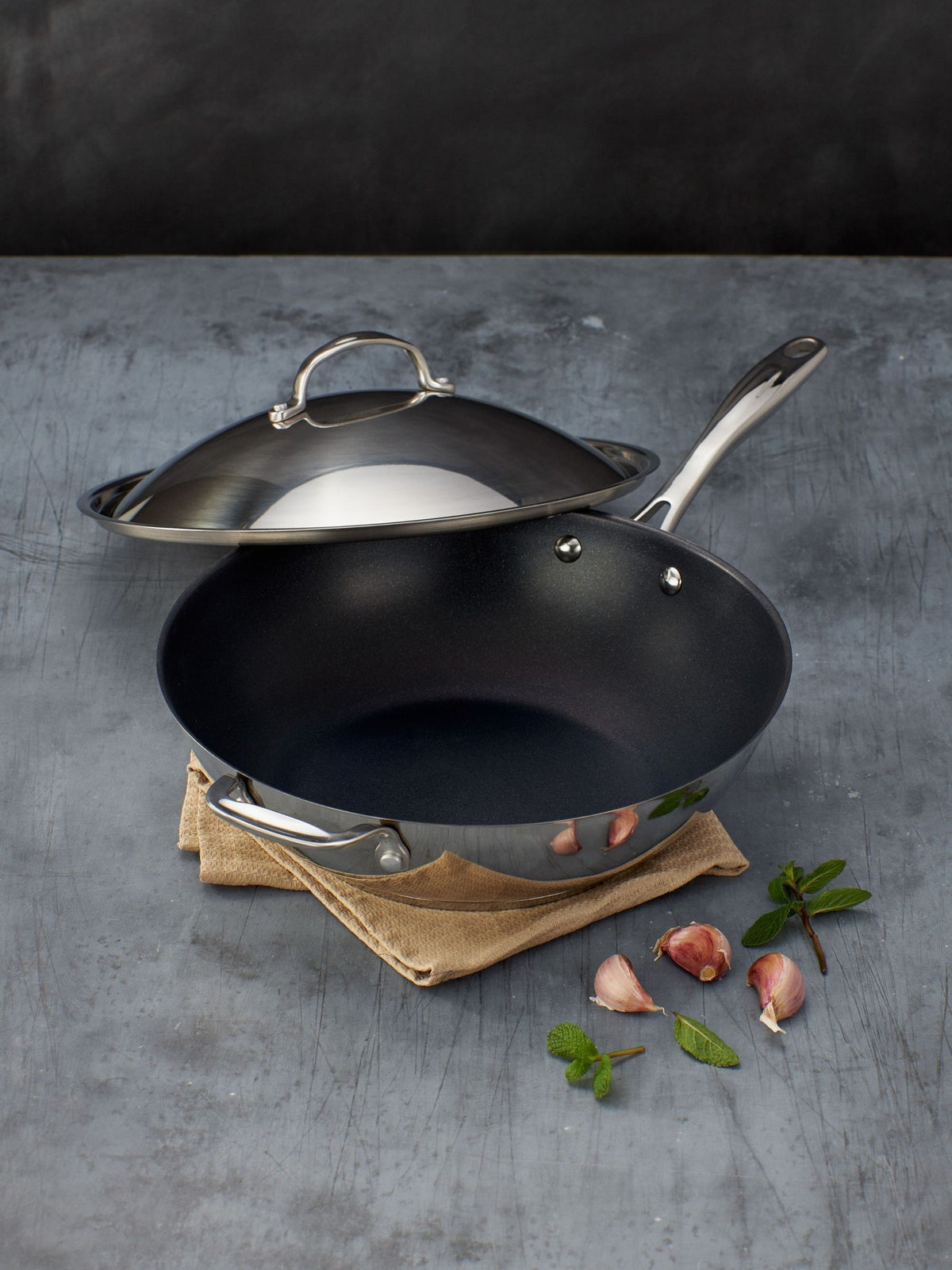Stellar Silver Profile 30cm Non-Stick Wok (British brand)