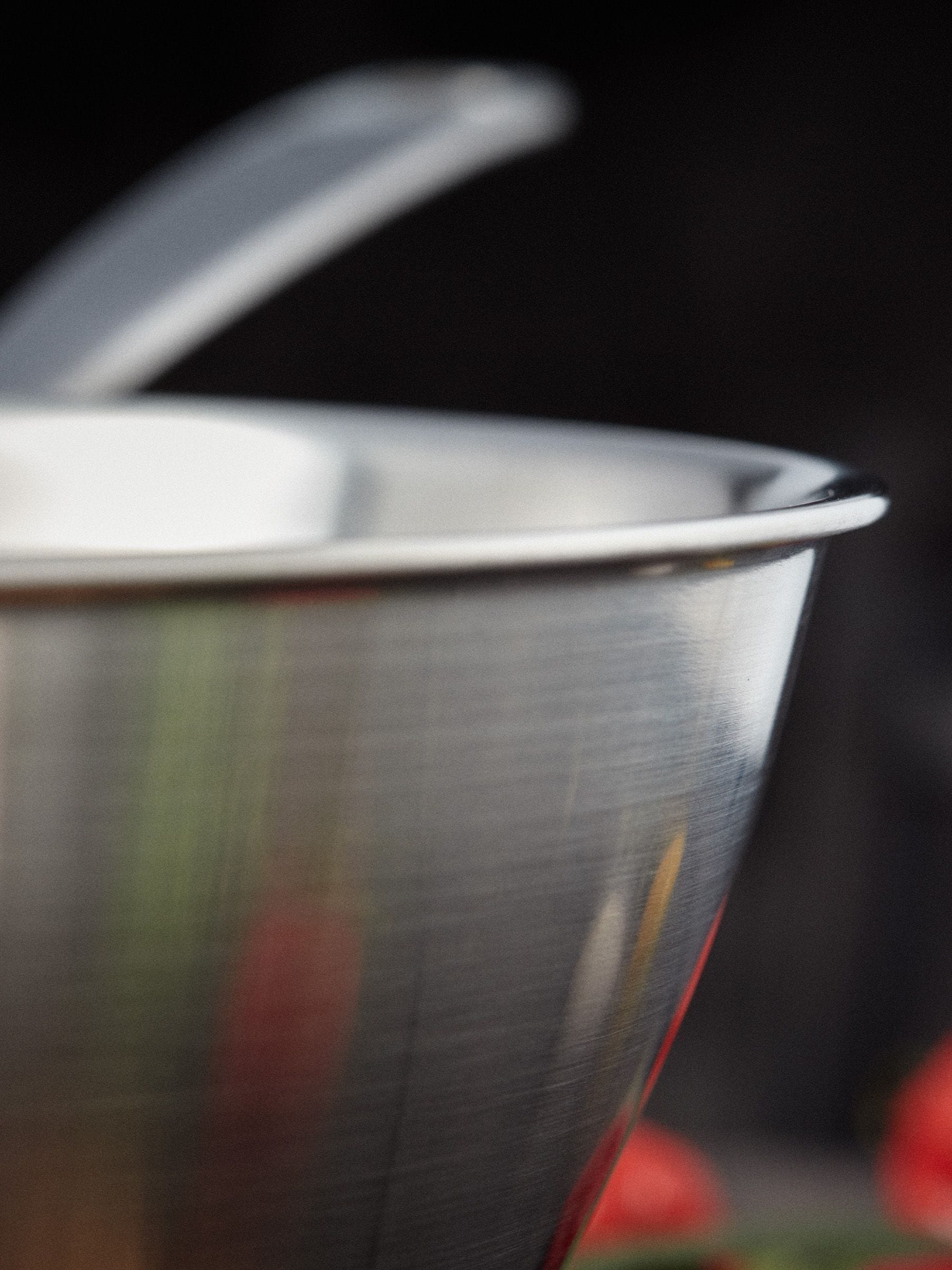 Stellar Silver Eclipse Chefs Pan 24cm, imported from the UK