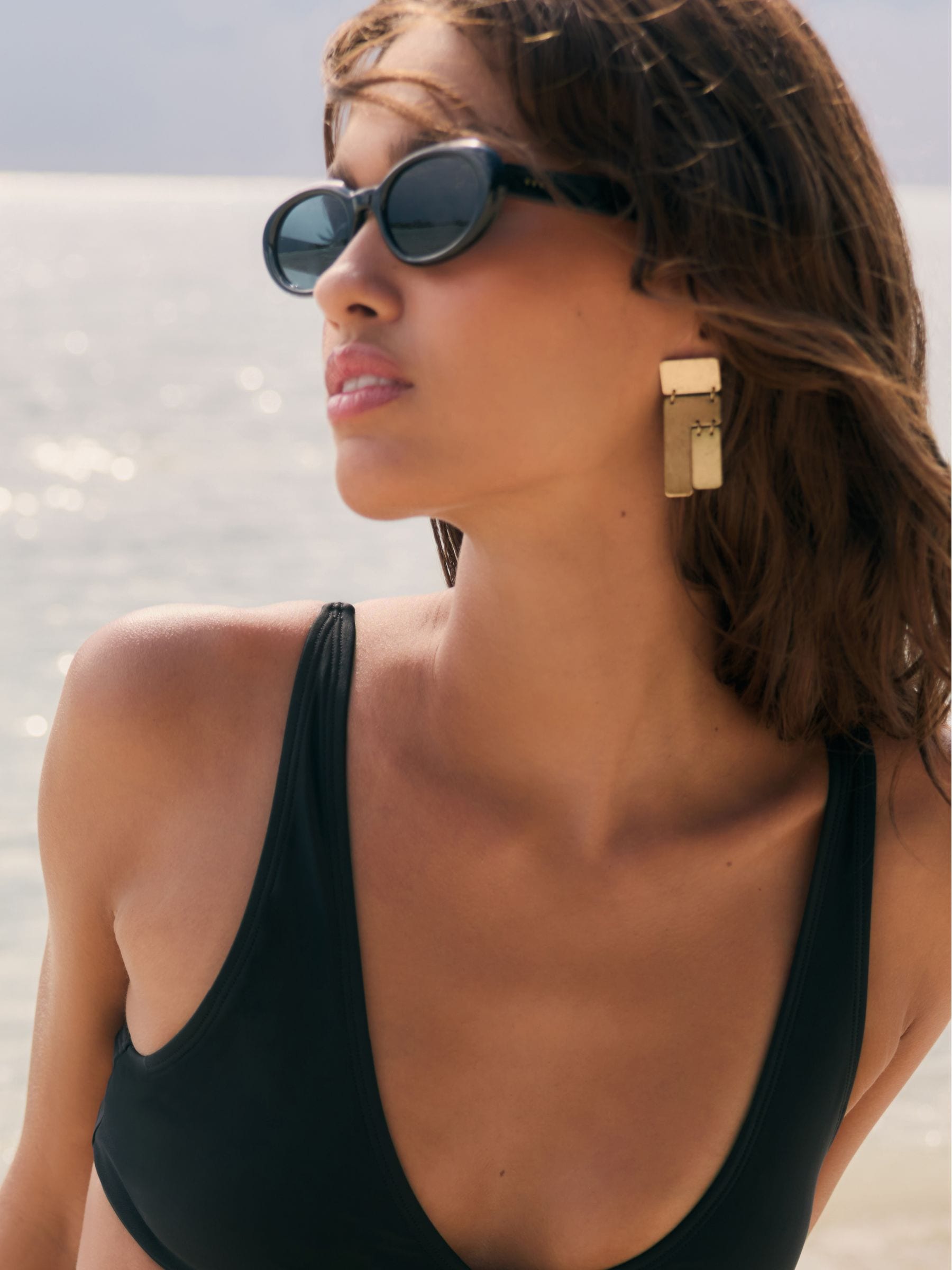 Friends Like These Black Round Slim Sunglasses