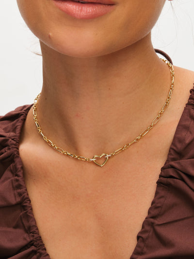 Collier ras du cou plaqué or avec pendentif cœur pavé et fermoir mousqueton