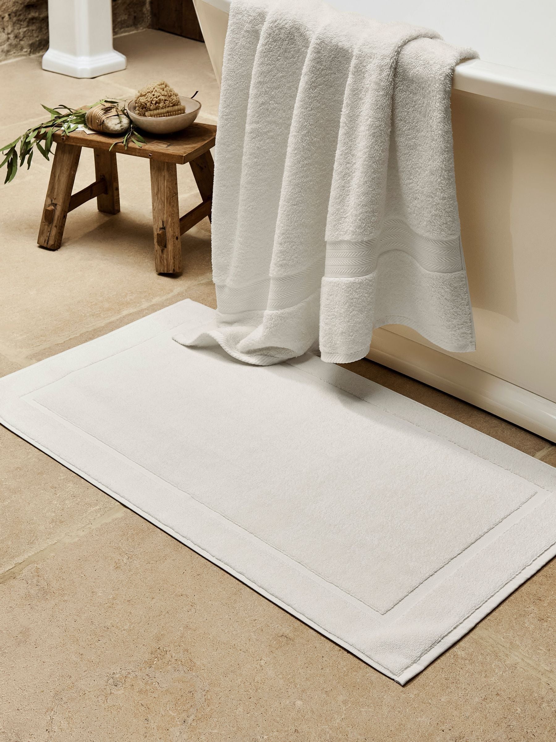 Christy Renaissance Dove Grey 100% Cotton Bath Mat 52cm x 90cm