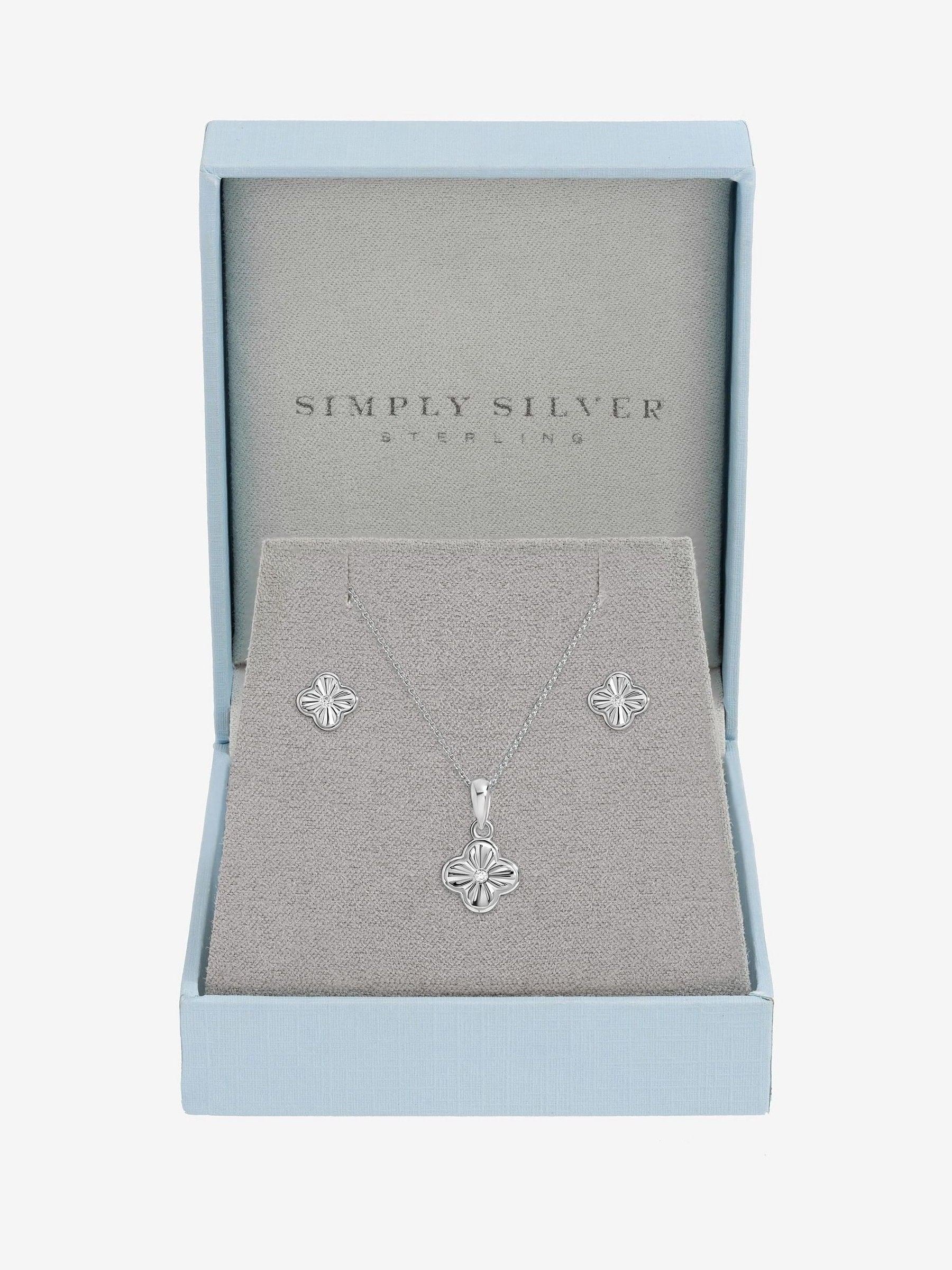 Simply Silver 925 Sterling Silver Polished Diamond Cut Clover Set Gift Box