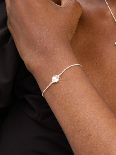 Simply Silver 925 Sterling Silber Poliertes Diamantschliff Kleeblatt Armband