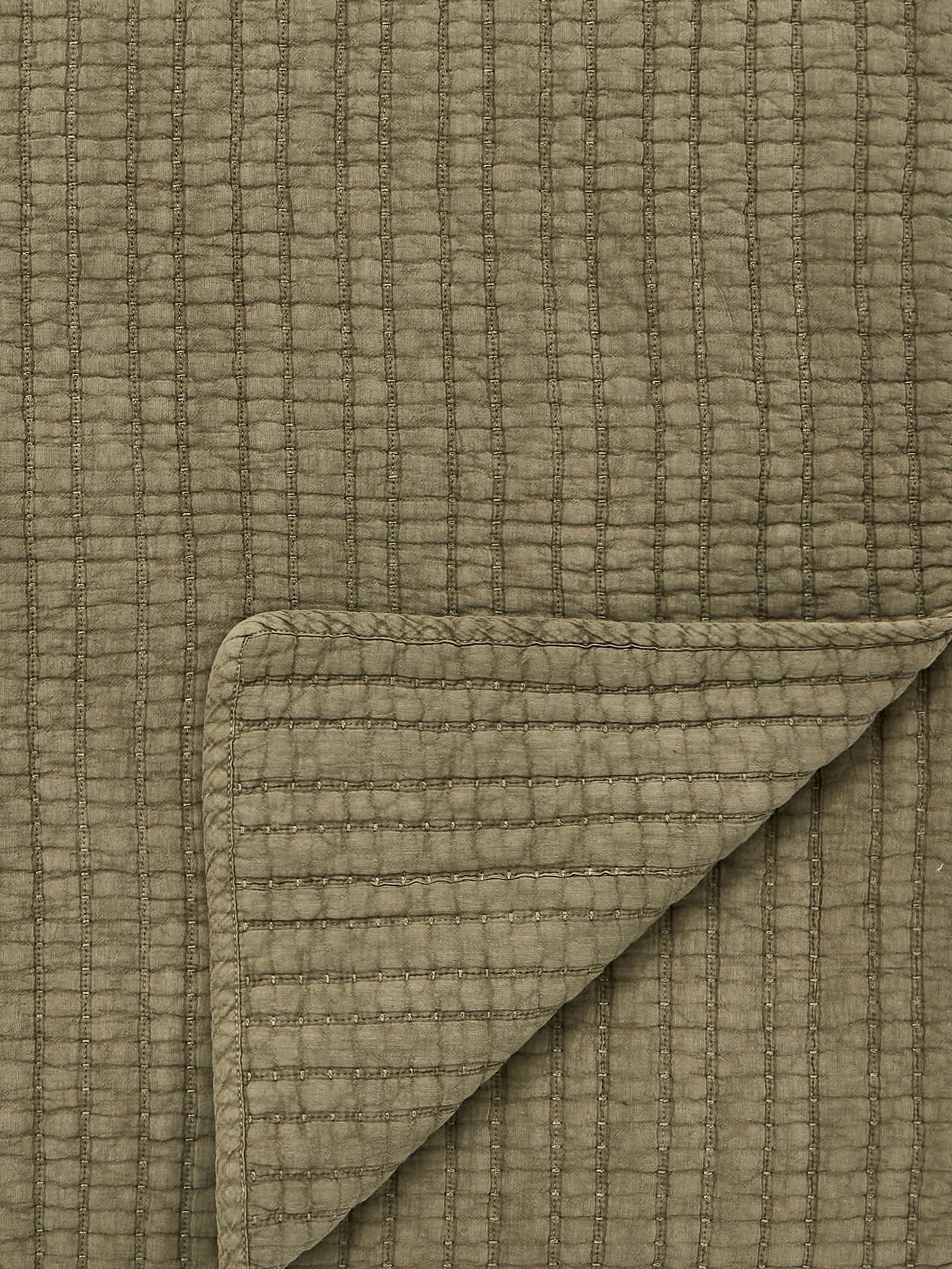Bedeck of Belfast Nora quilted throw sage green 150x200cm (British brand)