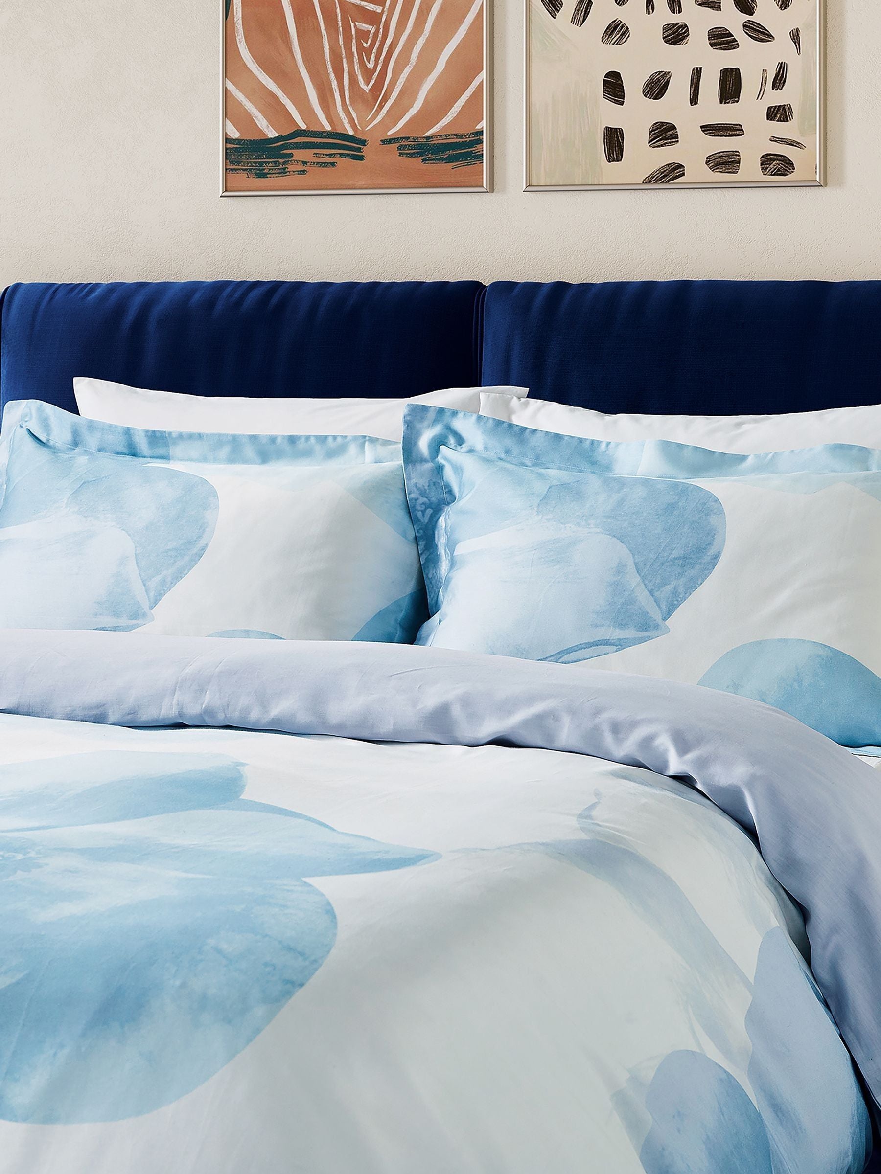Ted Baker blue photo magnolia duvet set (British brand)