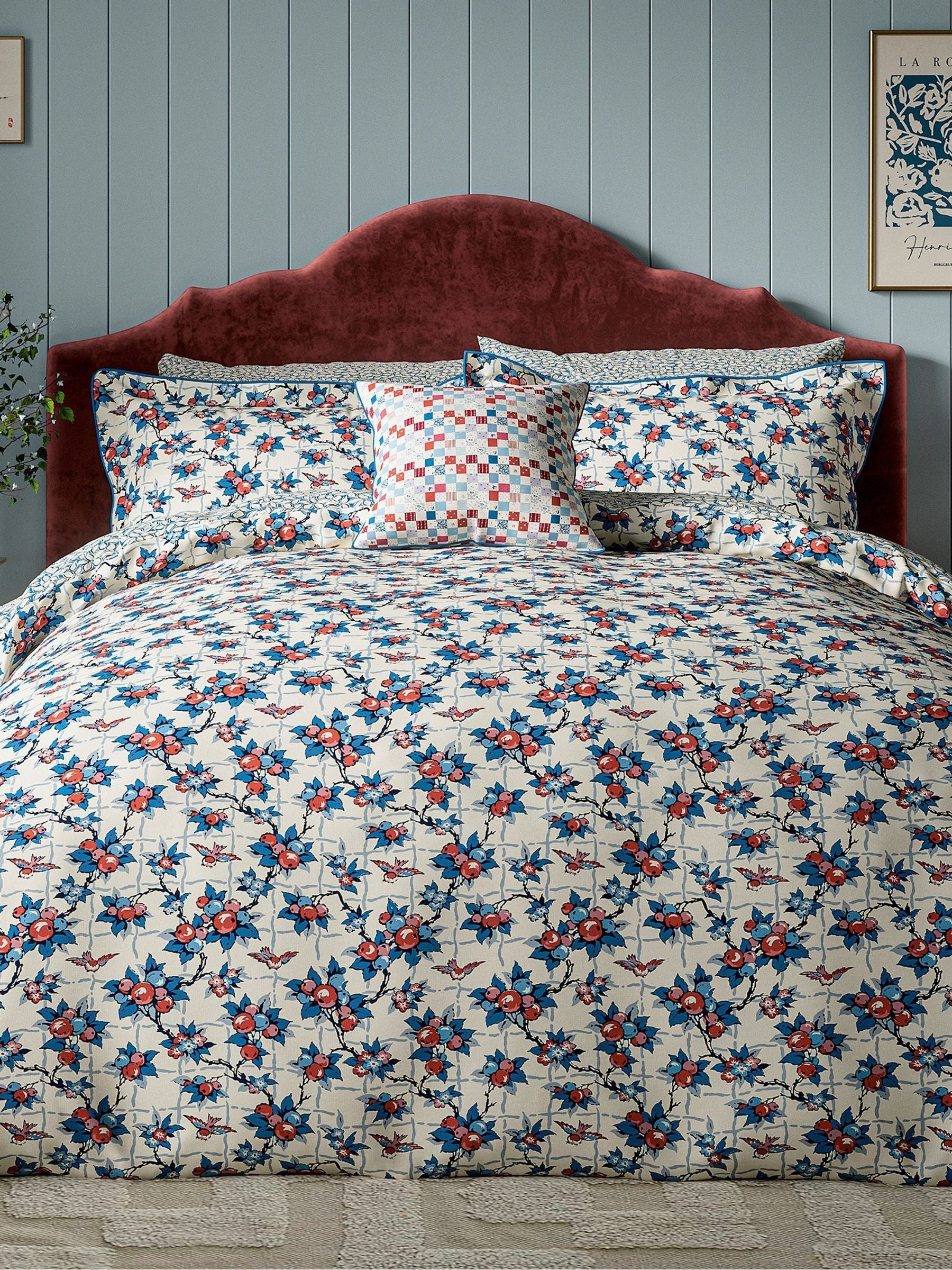 Land & Shore Blue Red Grove duvet set, UK version