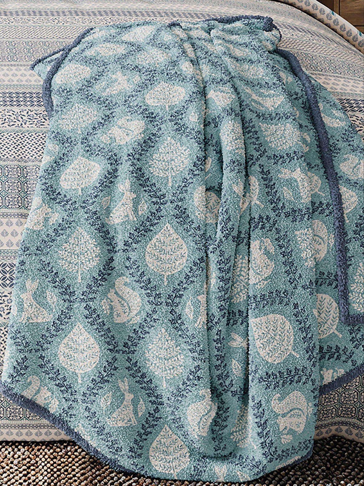 Helena Springfield fleece throw blue teal woodland trellis 140x180cm (British brand)
