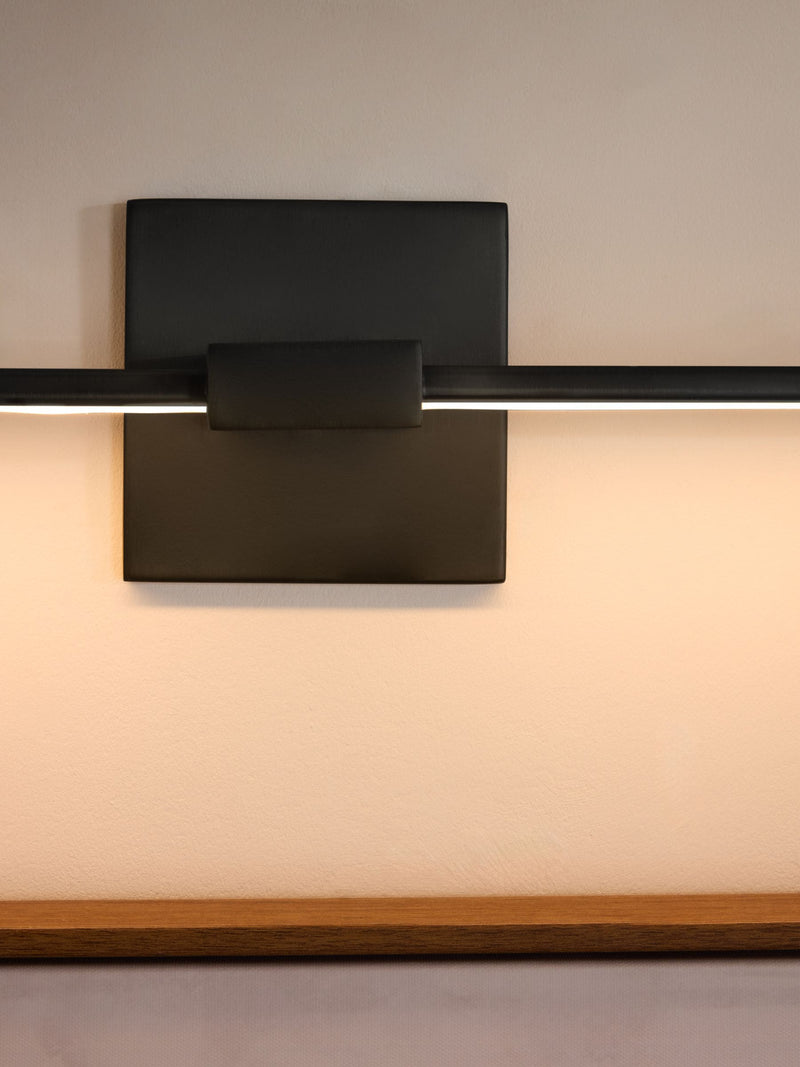 Black rechargeable picture light 50cm width, UK version
