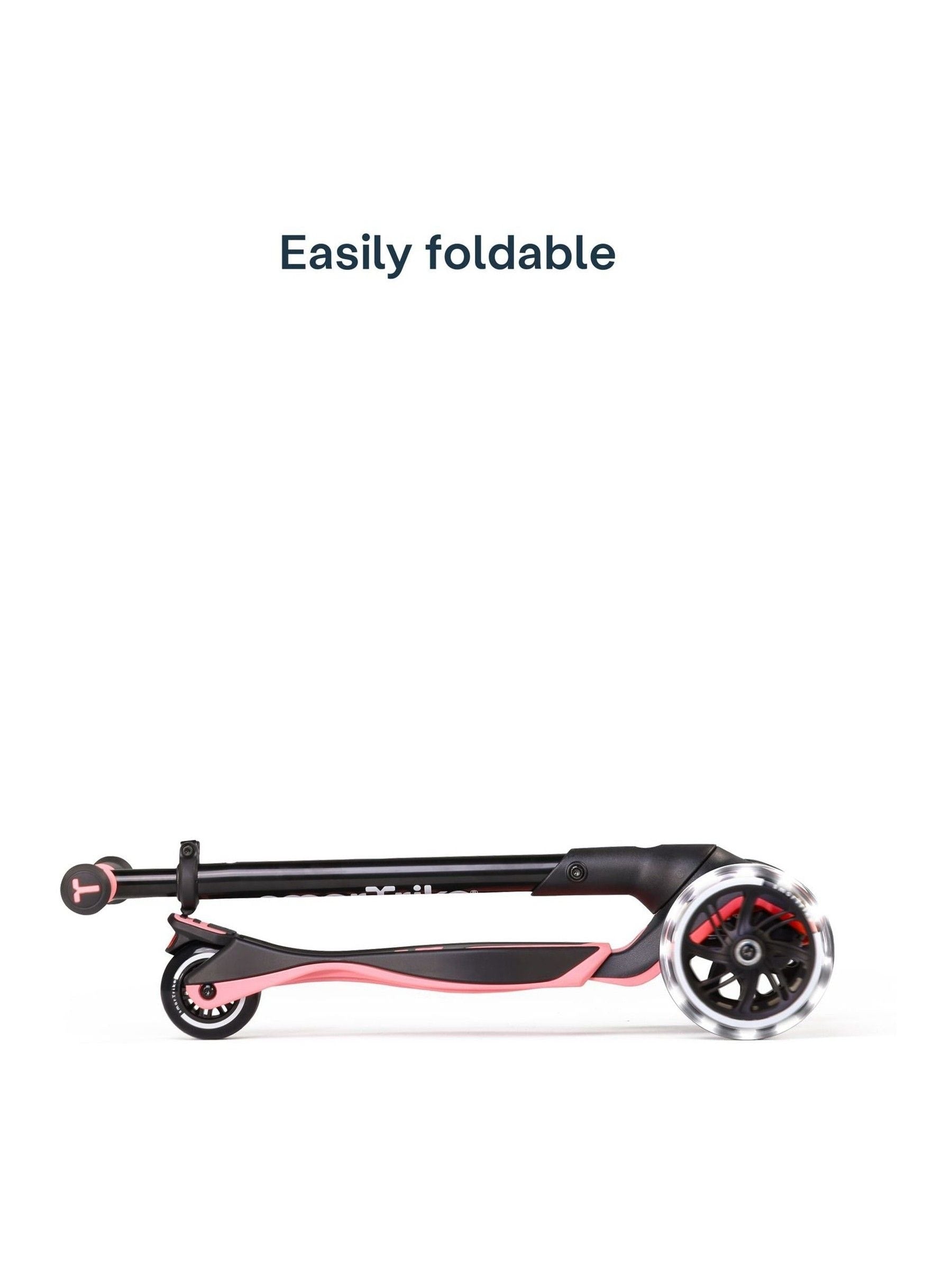 smarTrike Xtend Ride-On Scooter Plus salmon pink, UK version