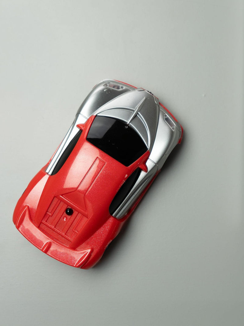 MenKind Red 5 Super Car wall climbing toy, imported from the UK