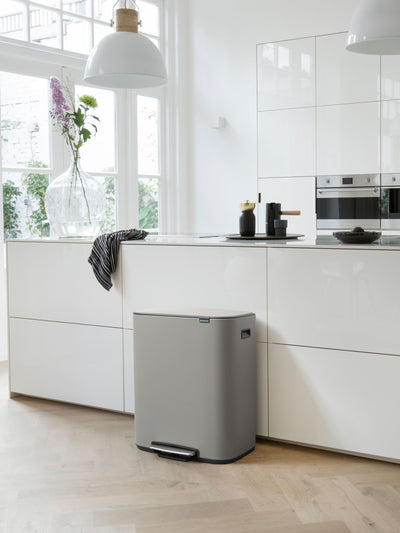 Brabantia Mineral Concrete Grey Bo pedal søppelbøtte 30L