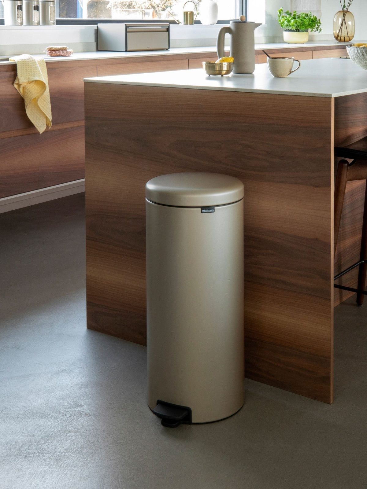 Brabantia Metallic Gold Kitchen Pedal Bin 30L - British product