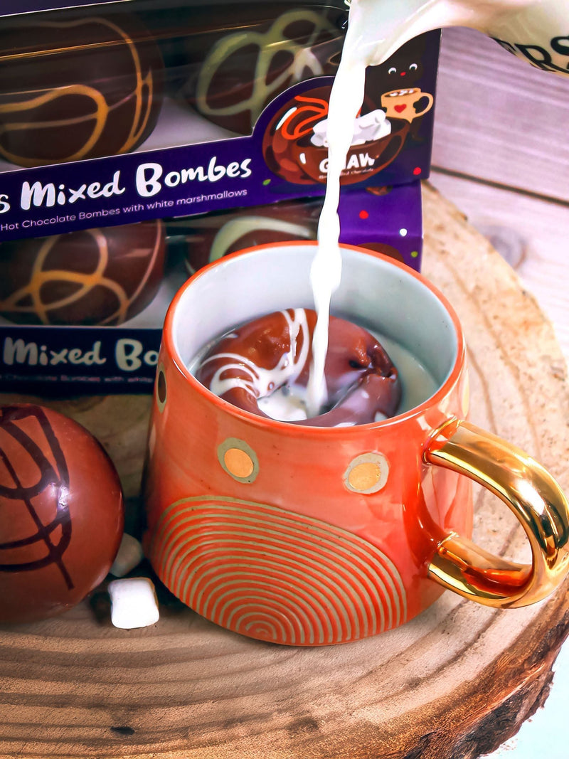 Gnaw mixed hot chocolate bombe gift set, UK version